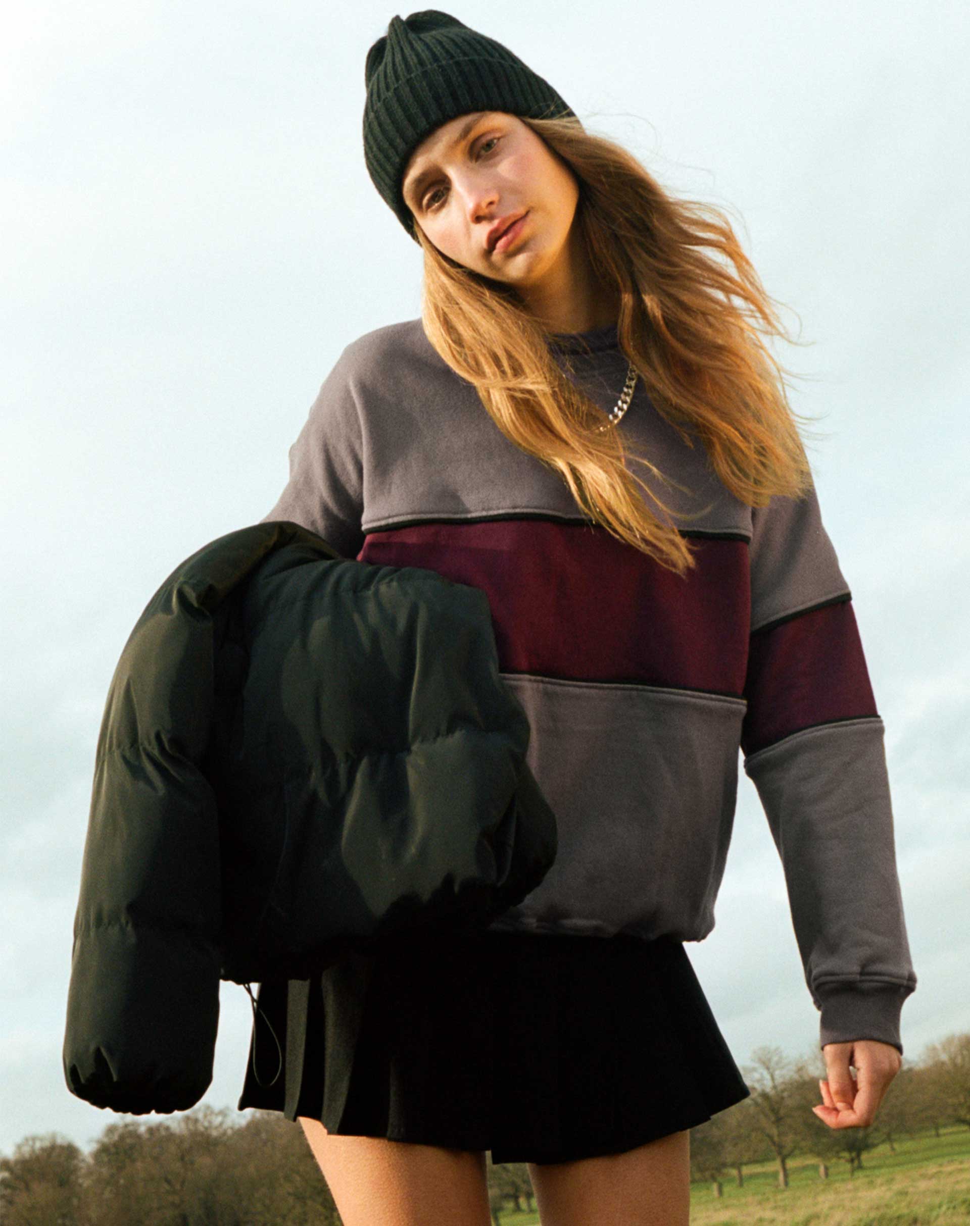 Bild von Samara Sweatshirt in Cloudburst Oxblood Schwarz