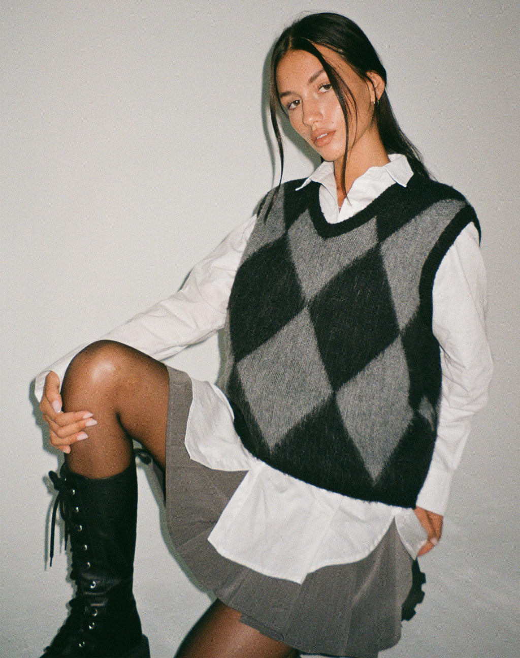Arisa Pulloverweste in Harlekin Grau und Schwarz