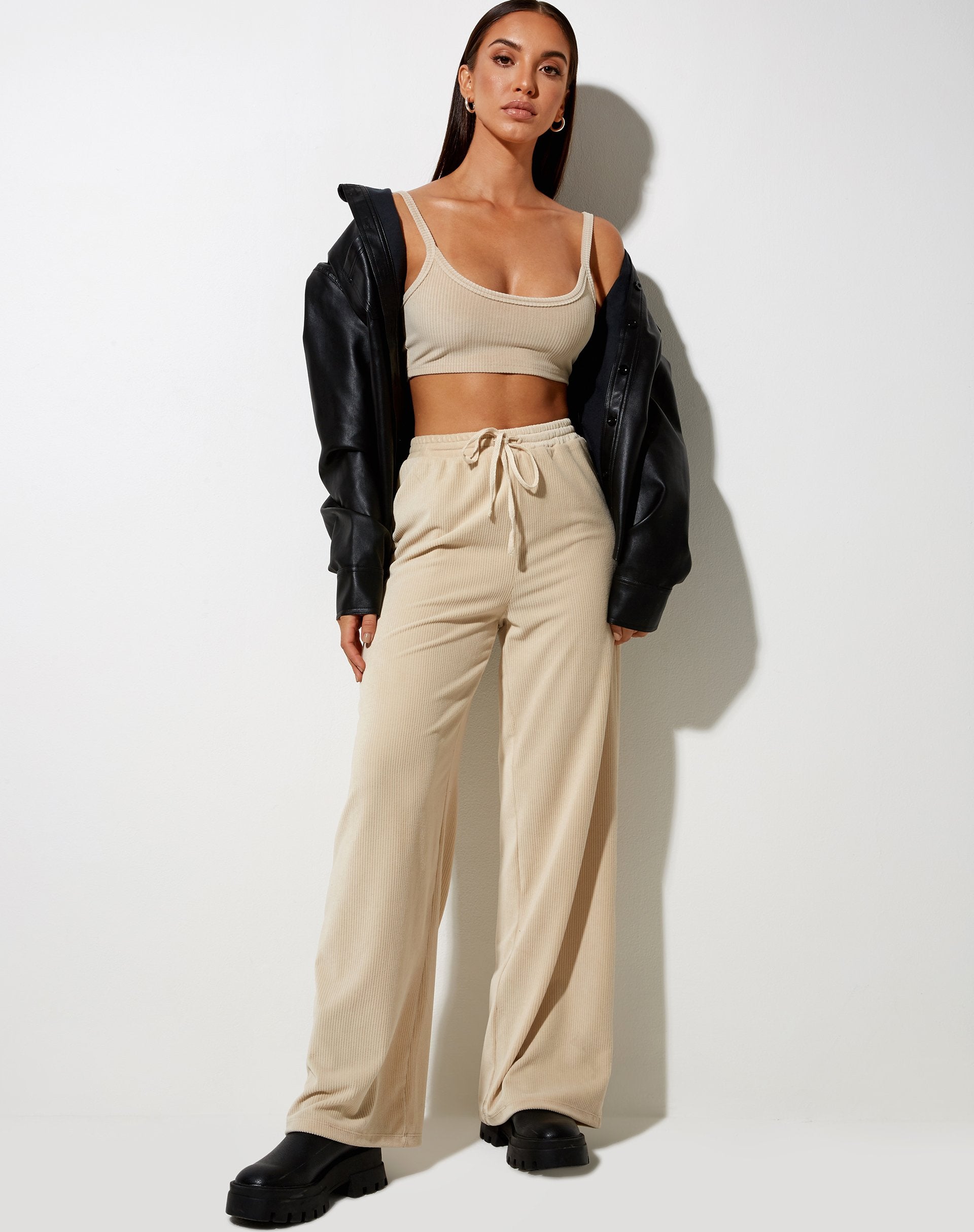 Image of Adda Bralet Top aus Samtripp Neutral Beige