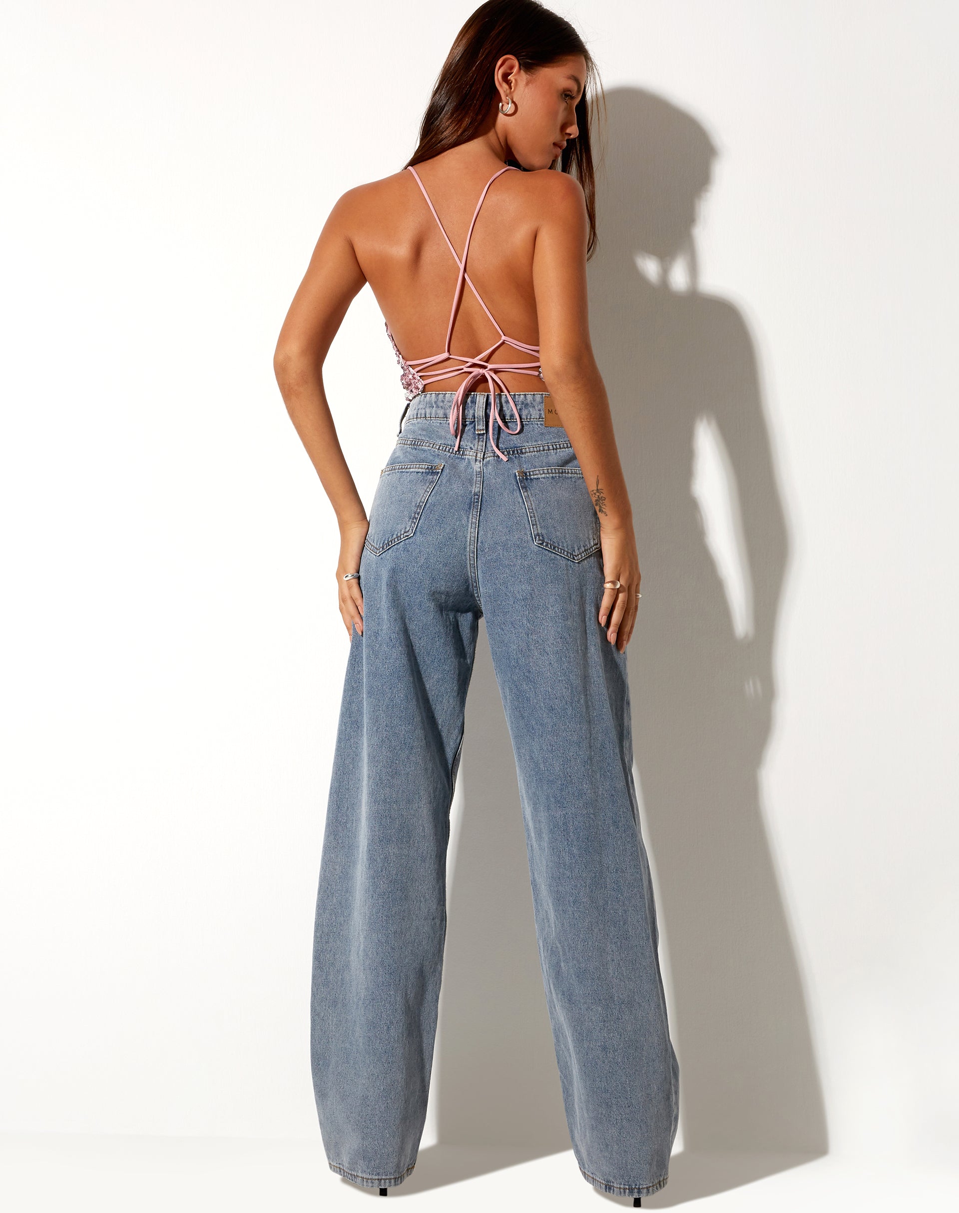 Bild von Angel Crop Top in Blush Pink Fishscale Pailletten