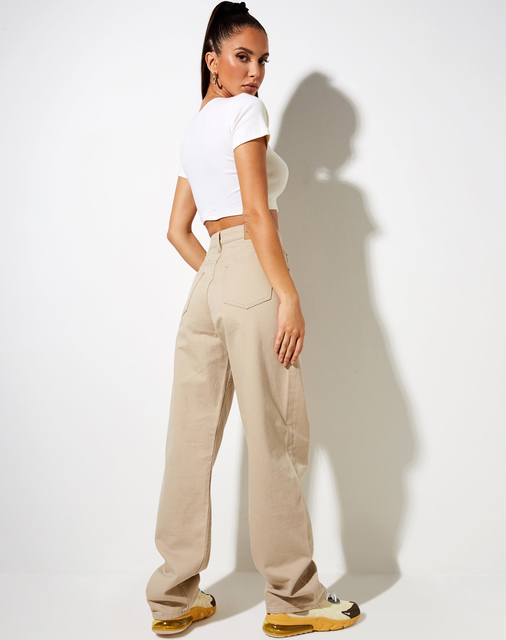 Bild von Anjali Crop Top in Rippe Elfenbein