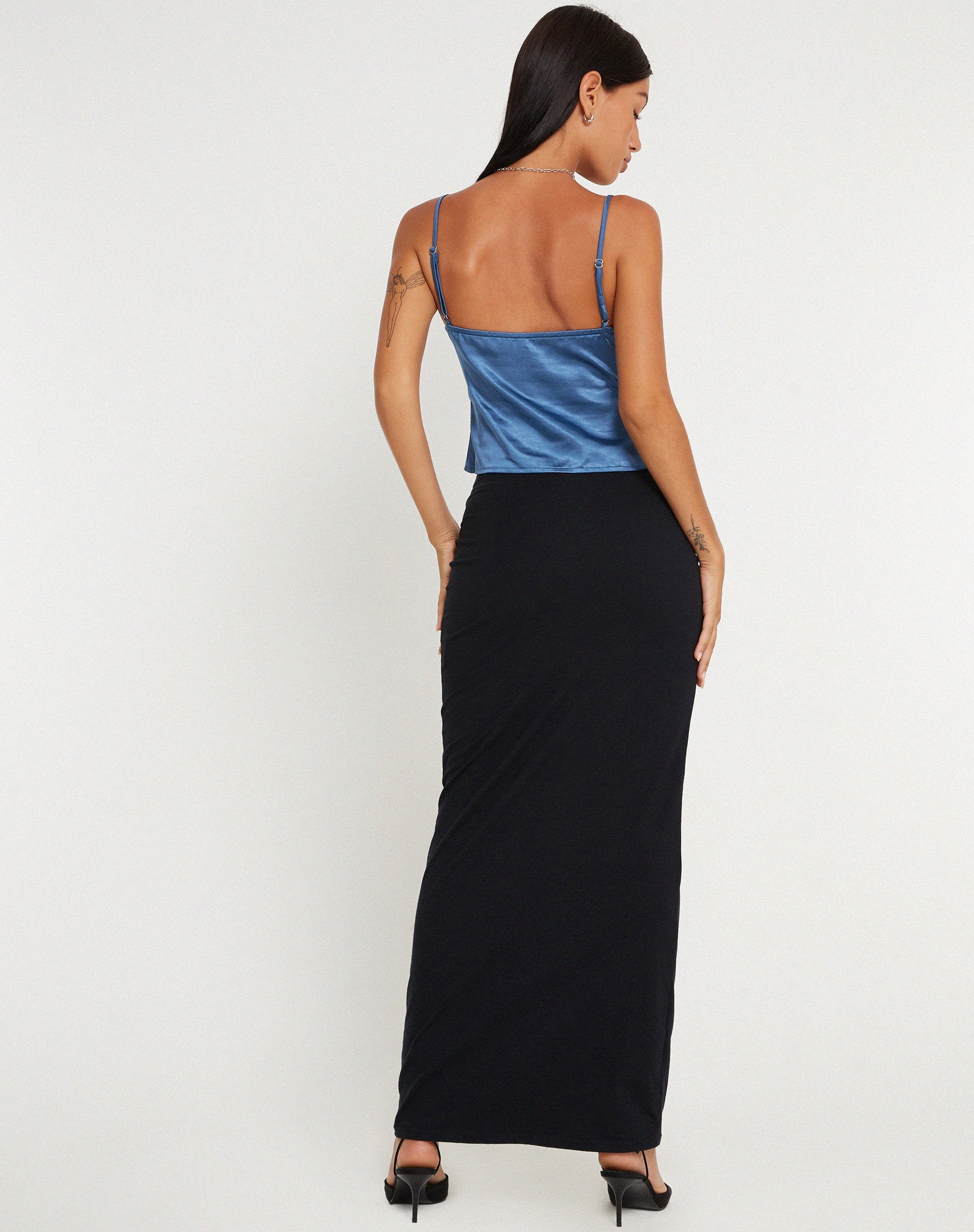 Bild von Apulia Butterfly Top in Satin Blau