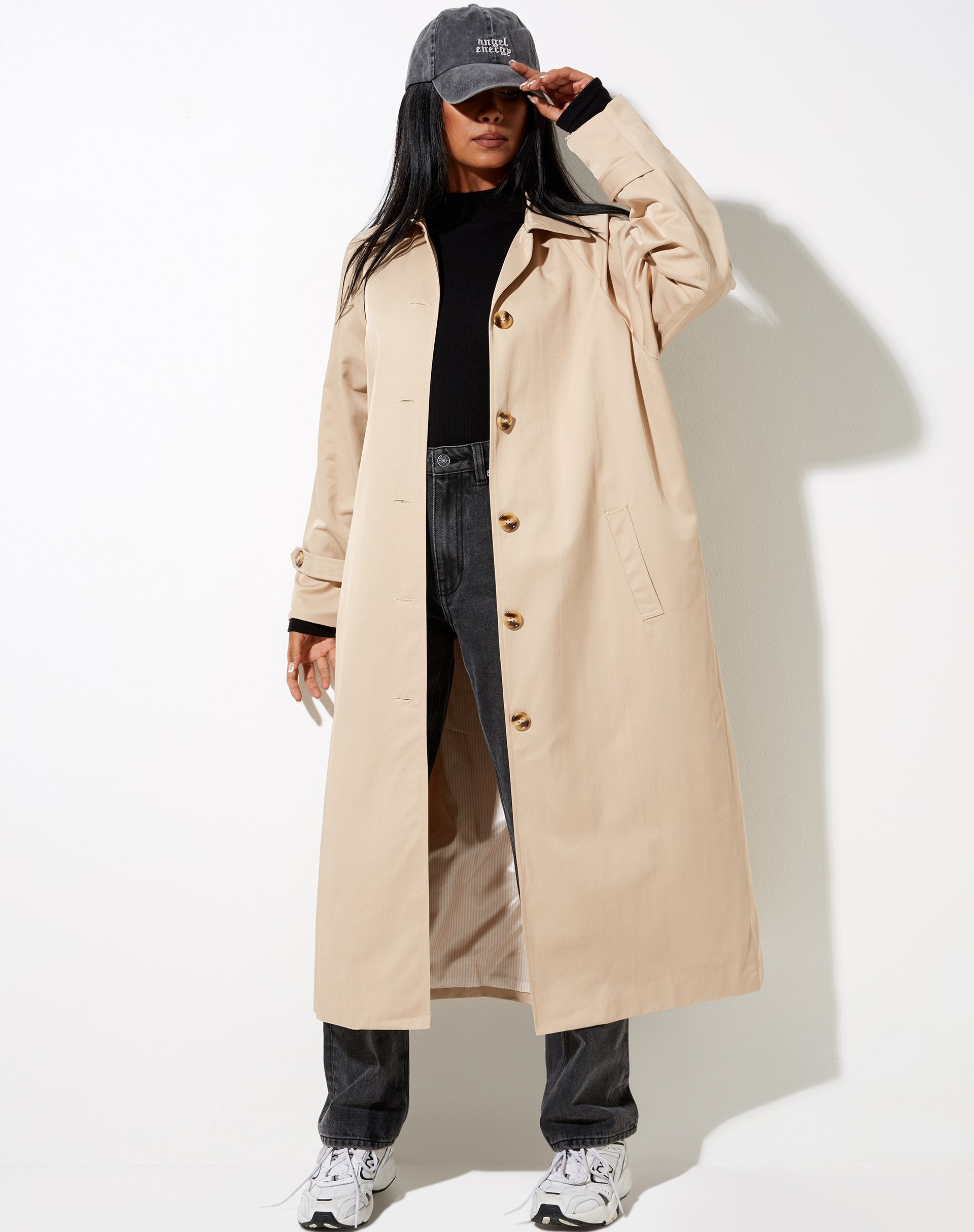 Image of Assa Trenchcoat in Beige mit gestreiftem Innenfutter
