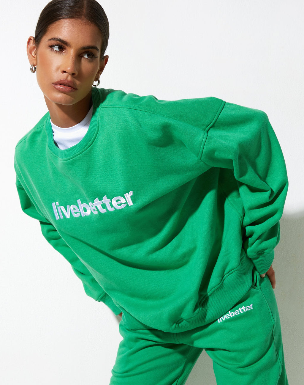 Ted Sweatshirt in Fun Green mit 'Live Better'-Stickerei