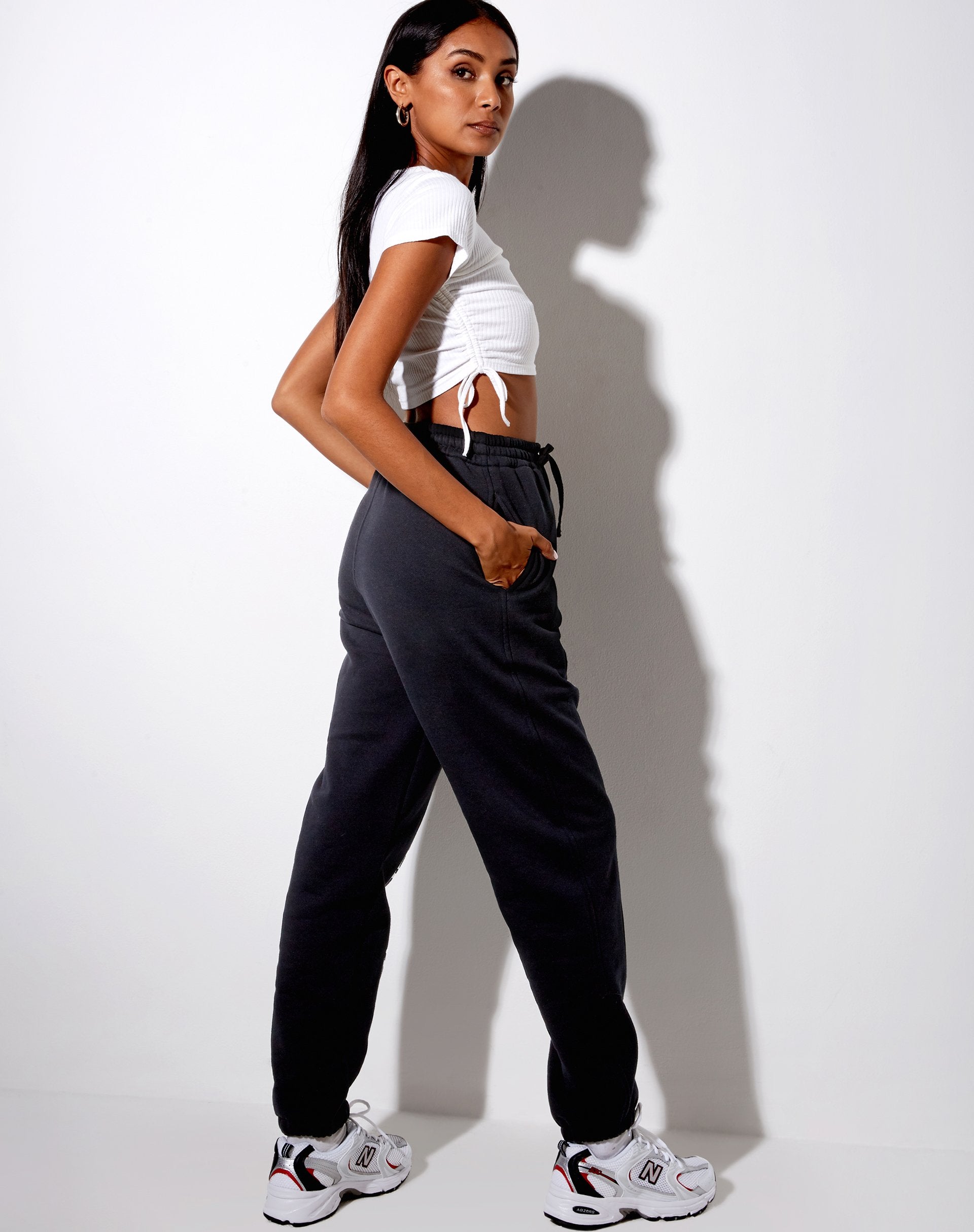 Bild von Basta Jogger in Schwarz Angel Energy