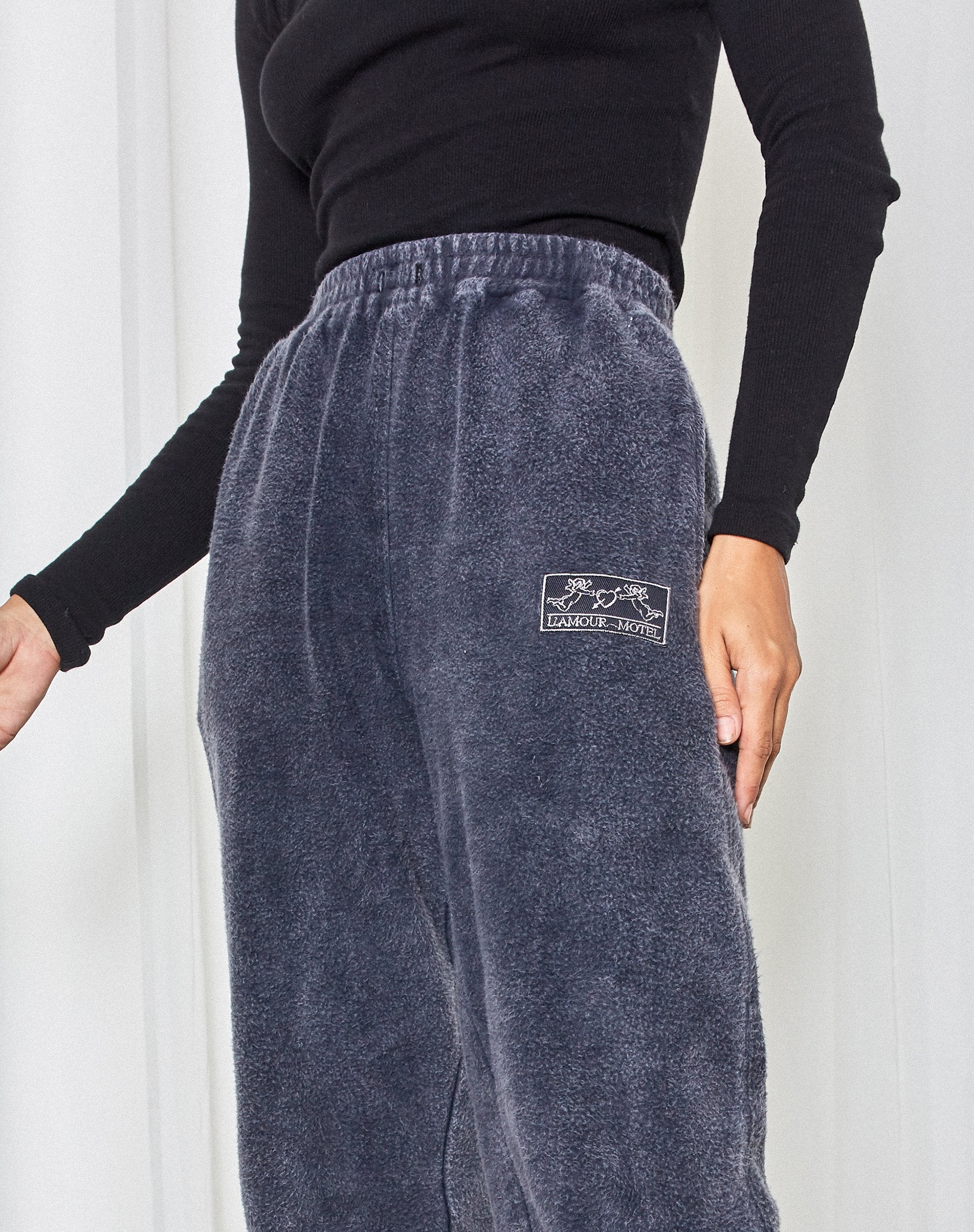 Bild von Basta Jogger in schwarzer Waschung Cherub LAMour Label Embro