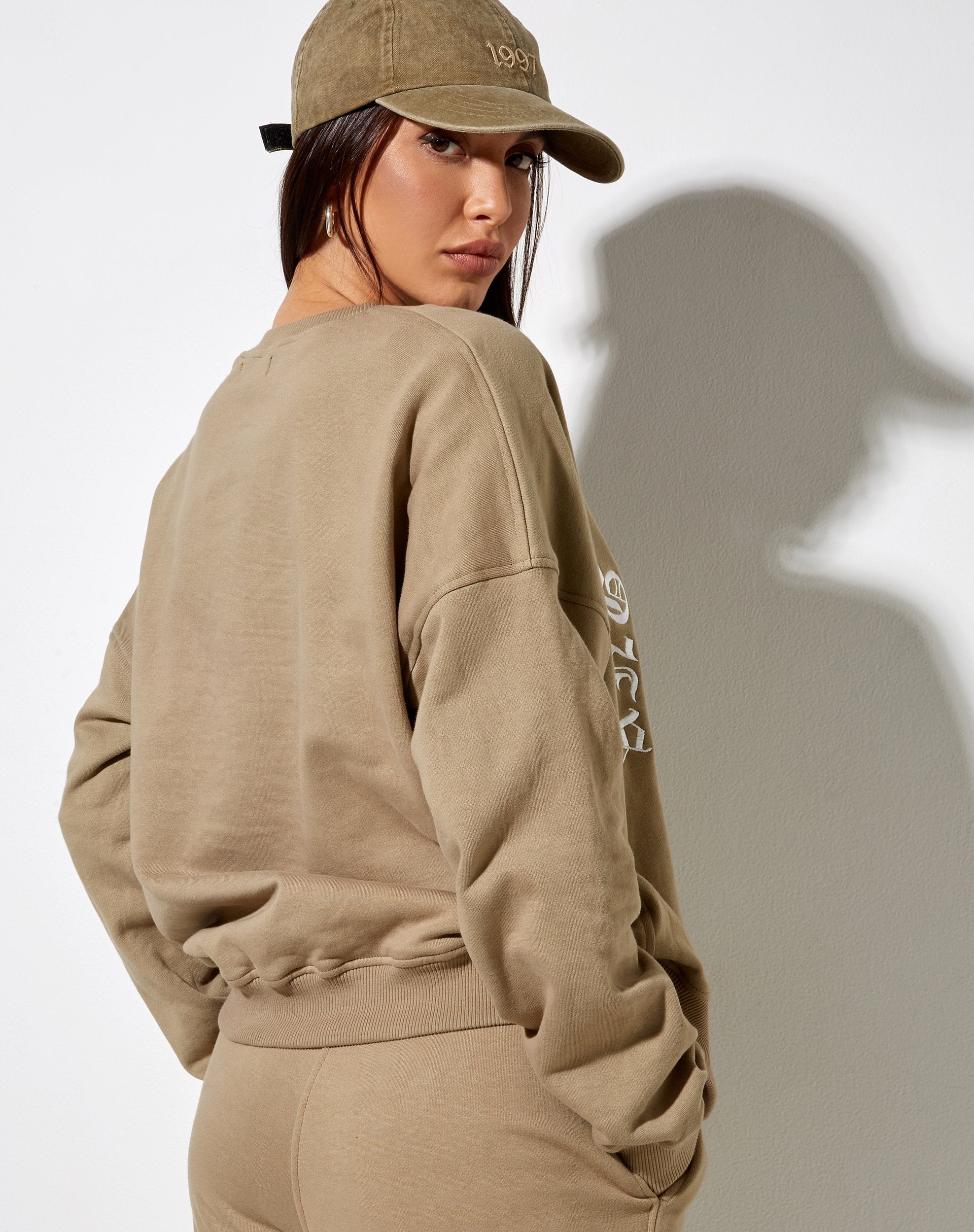 Bild von Ted Sweatshirt in Eukalyptus Angel Energy Embro