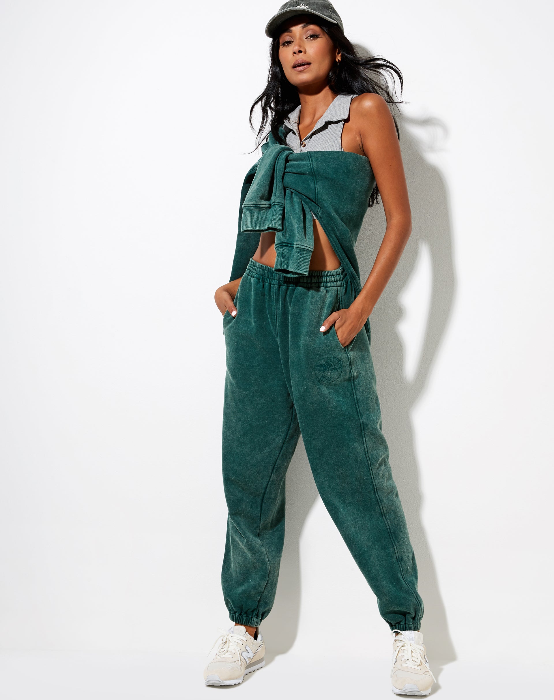 Bild von Basta Jogger in gewaschenem Grün Angel Energy Cherub Embro