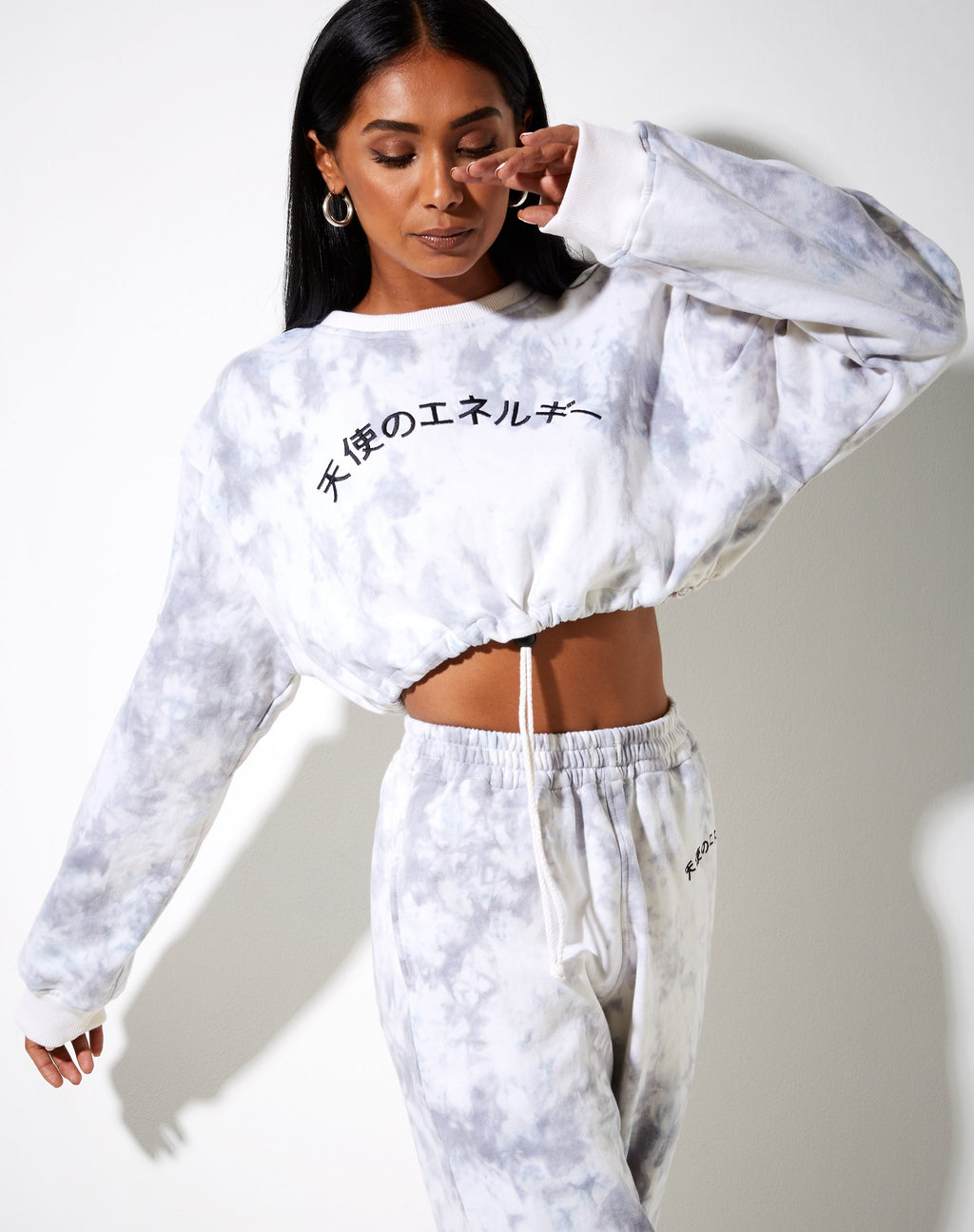 Markey Pullover in Grau Tie Dye Angel Energy Embro