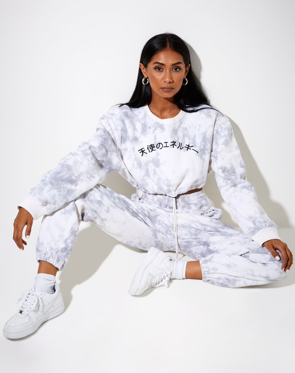 Markey Pullover in Grau Tie Dye Angel Energy Embro
