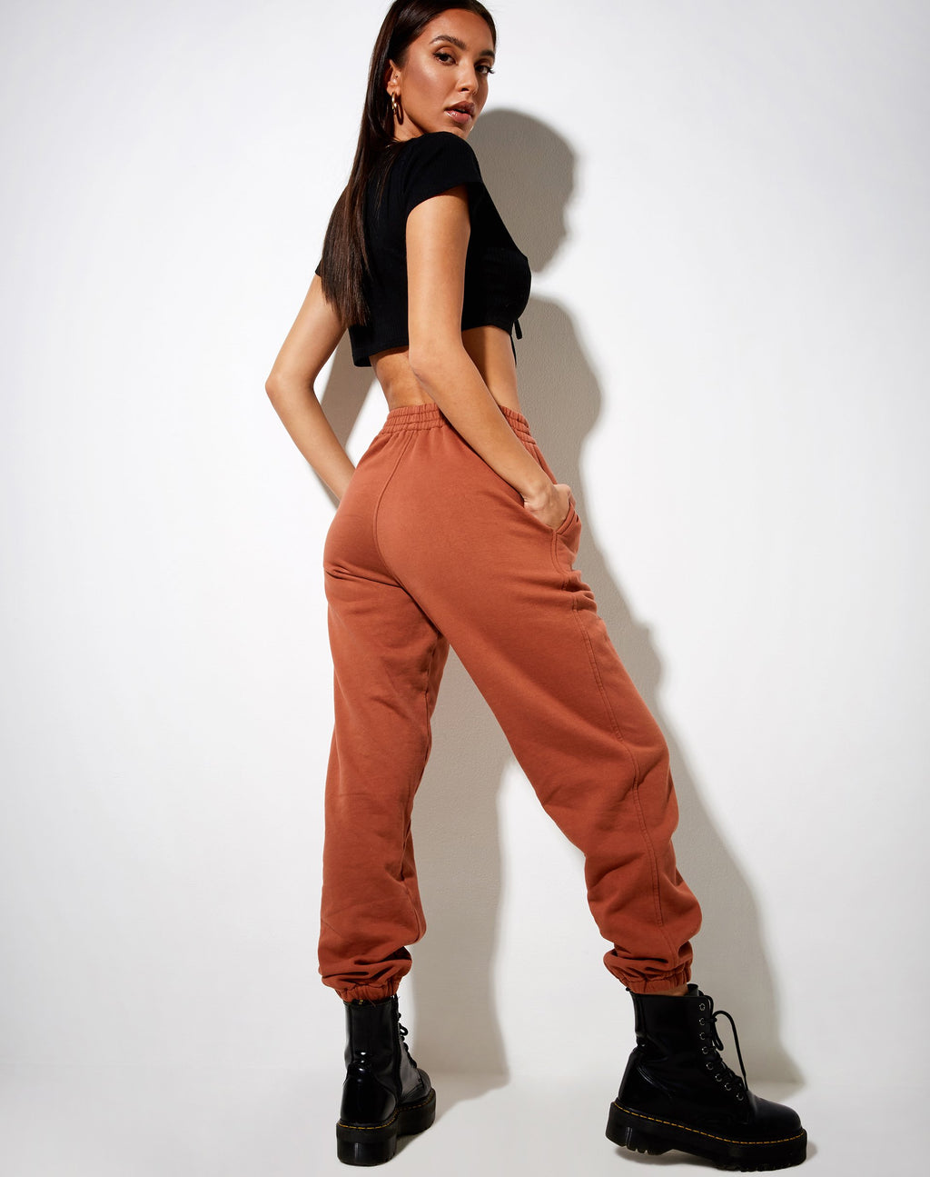 Basta Jogger aus gebranntem Ziegelstein 'Be Nice' Label Embro