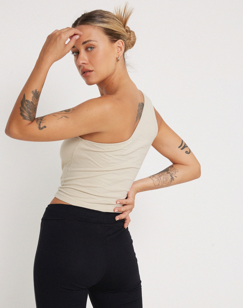Bay One Shoulder Top in Kokosnussmilch