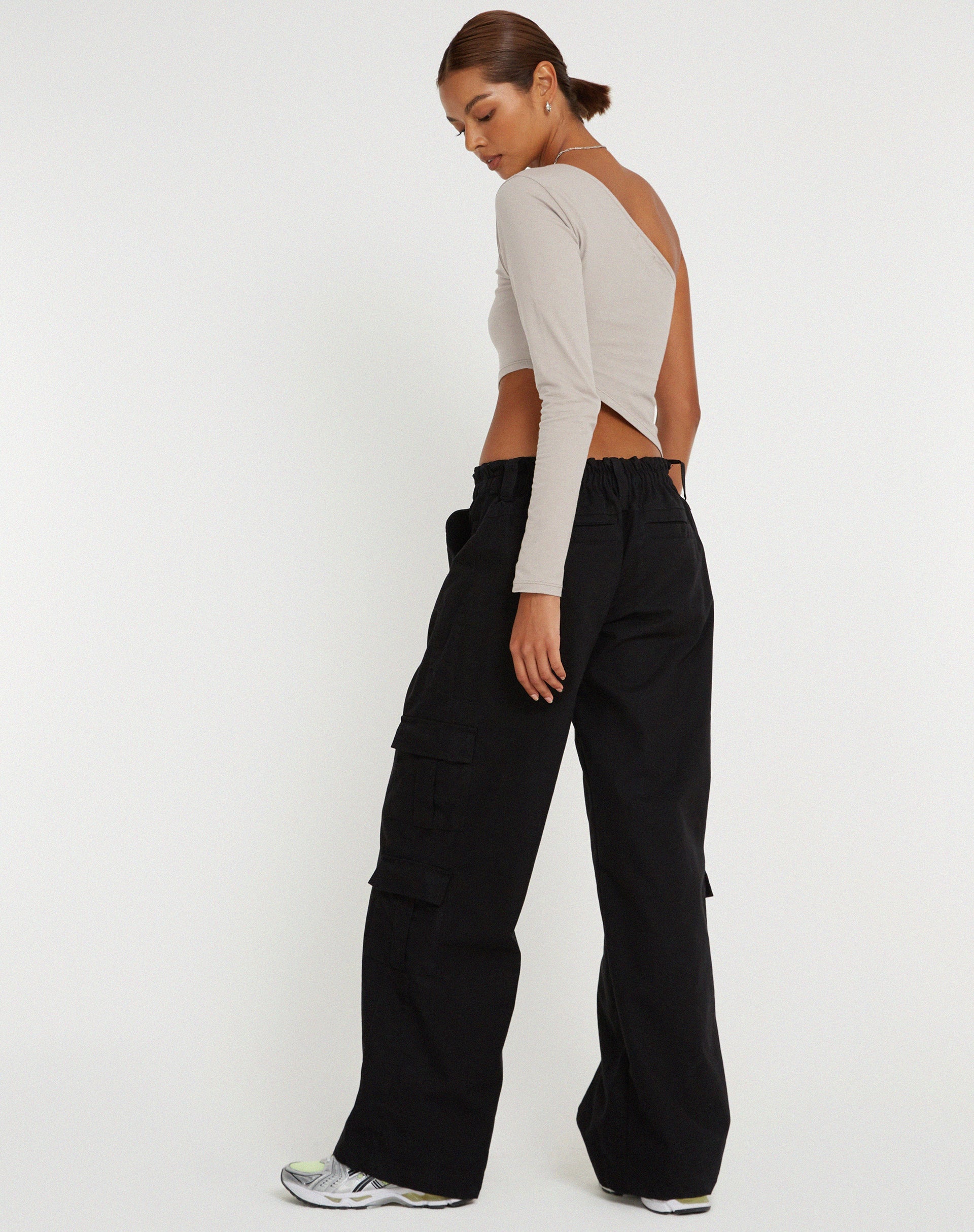 Image von Baylee Crop Top in Hafermilch