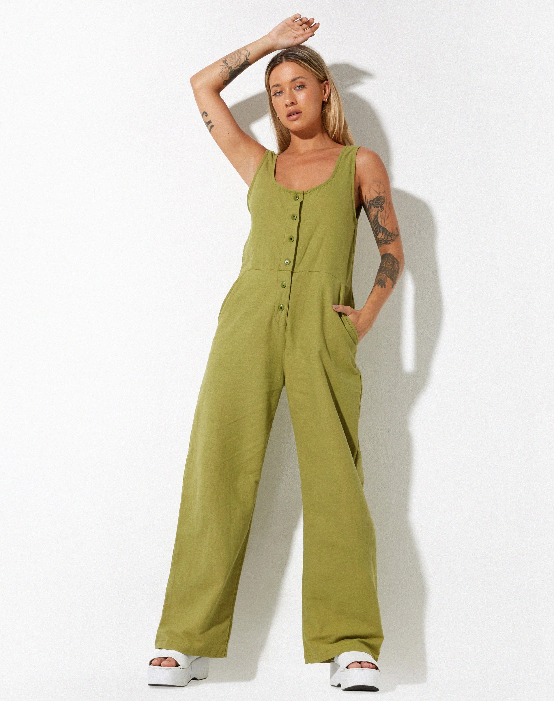 Bild von Beatrix Jumpsuit aus Leinen Rami Green