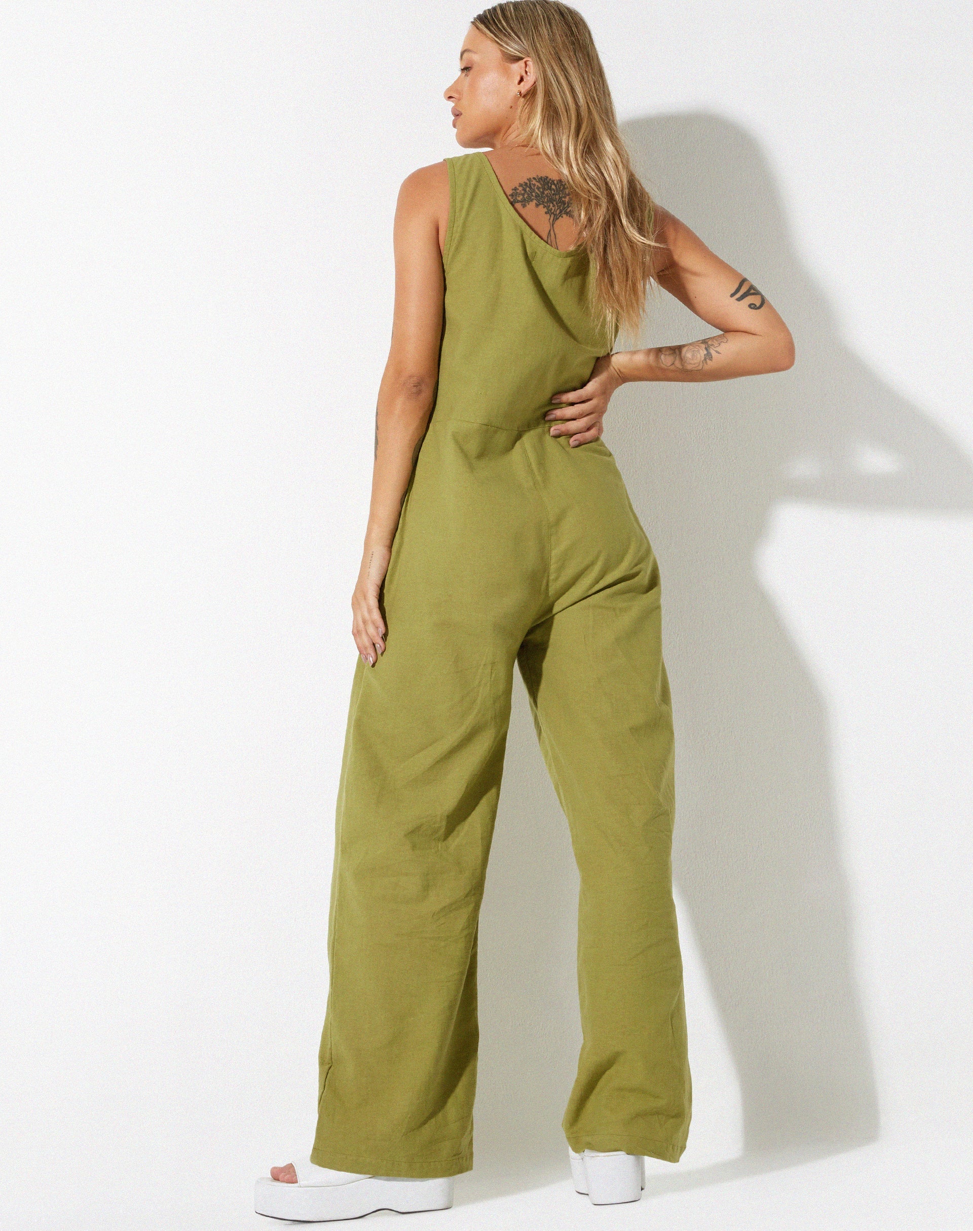 Bild von Beatrix Jumpsuit aus Leinen Rami Green
