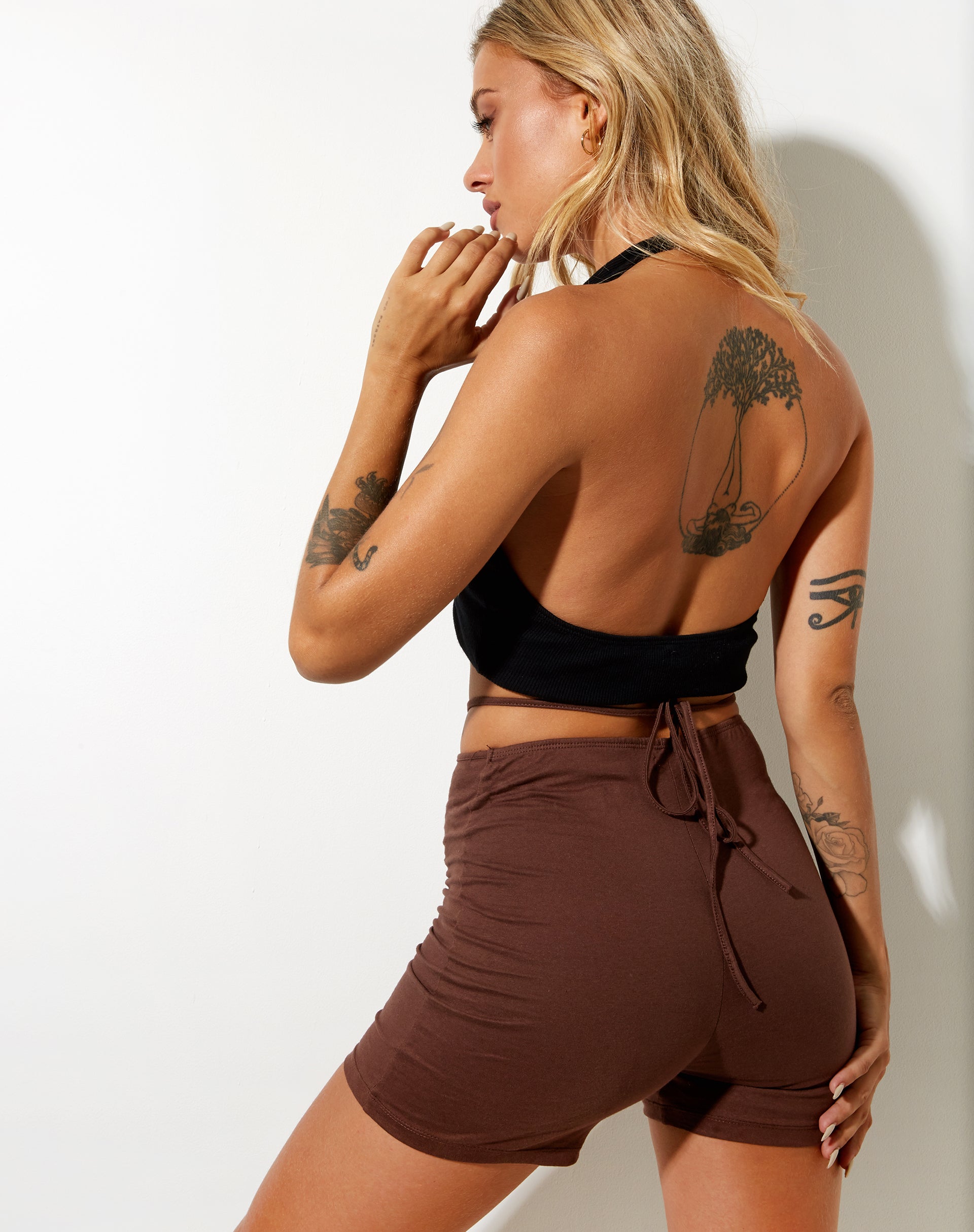 Image of Ben Hot Pant aus Lycra Deep Mahogany