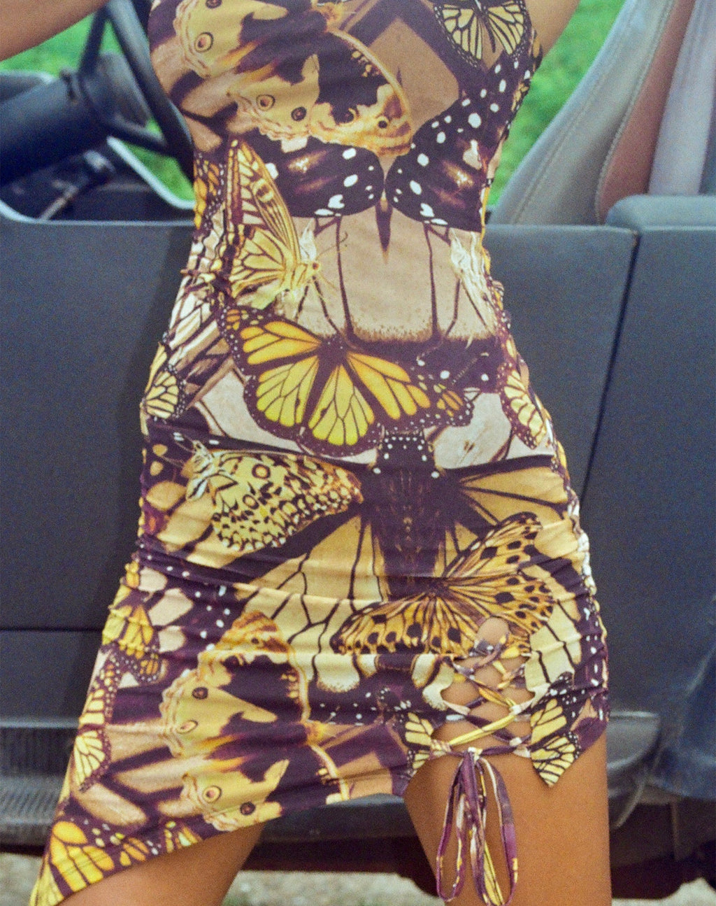 Benita Minikleid in Schmetterlingsgold