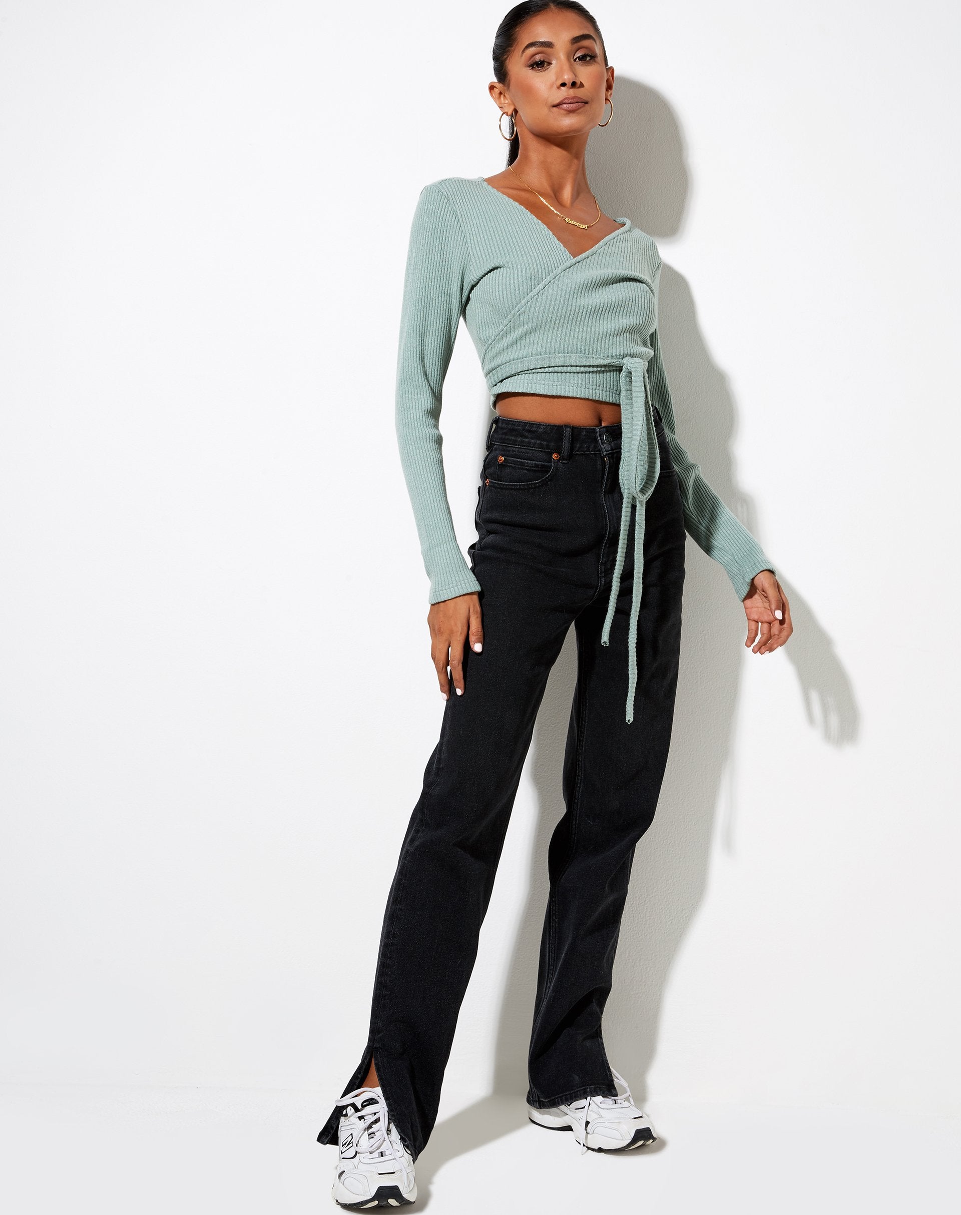 Image of Bianca Wickeloberteil in Rippe oliv