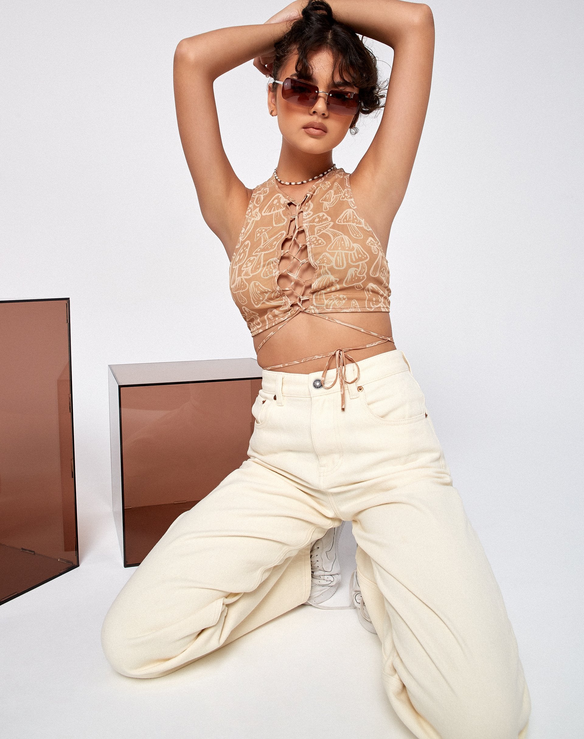 Bild von Bima Crop Top in Tan Mushroom