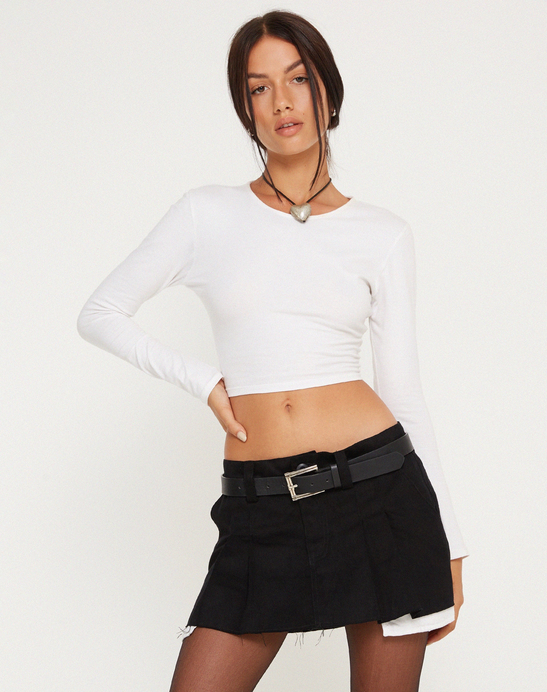 Bild von Blythe Niedrig taillierter Minirock aus Twill-Wildleder Schwarz