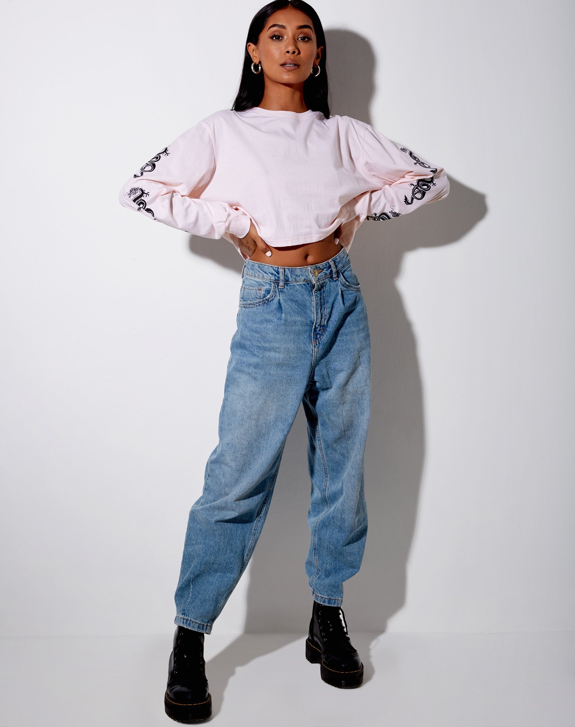 Bild von Boli Crop Tee in Blush Pink Dragon