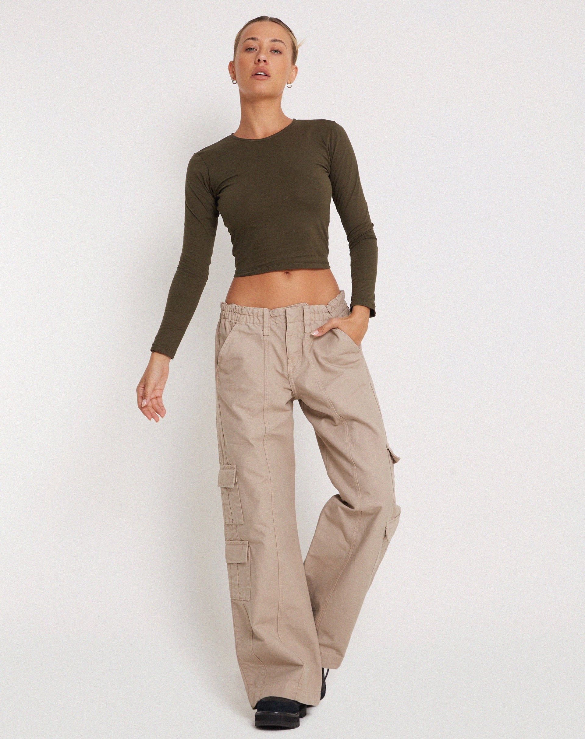 Image of Bon Langärmeliges Top in Olive