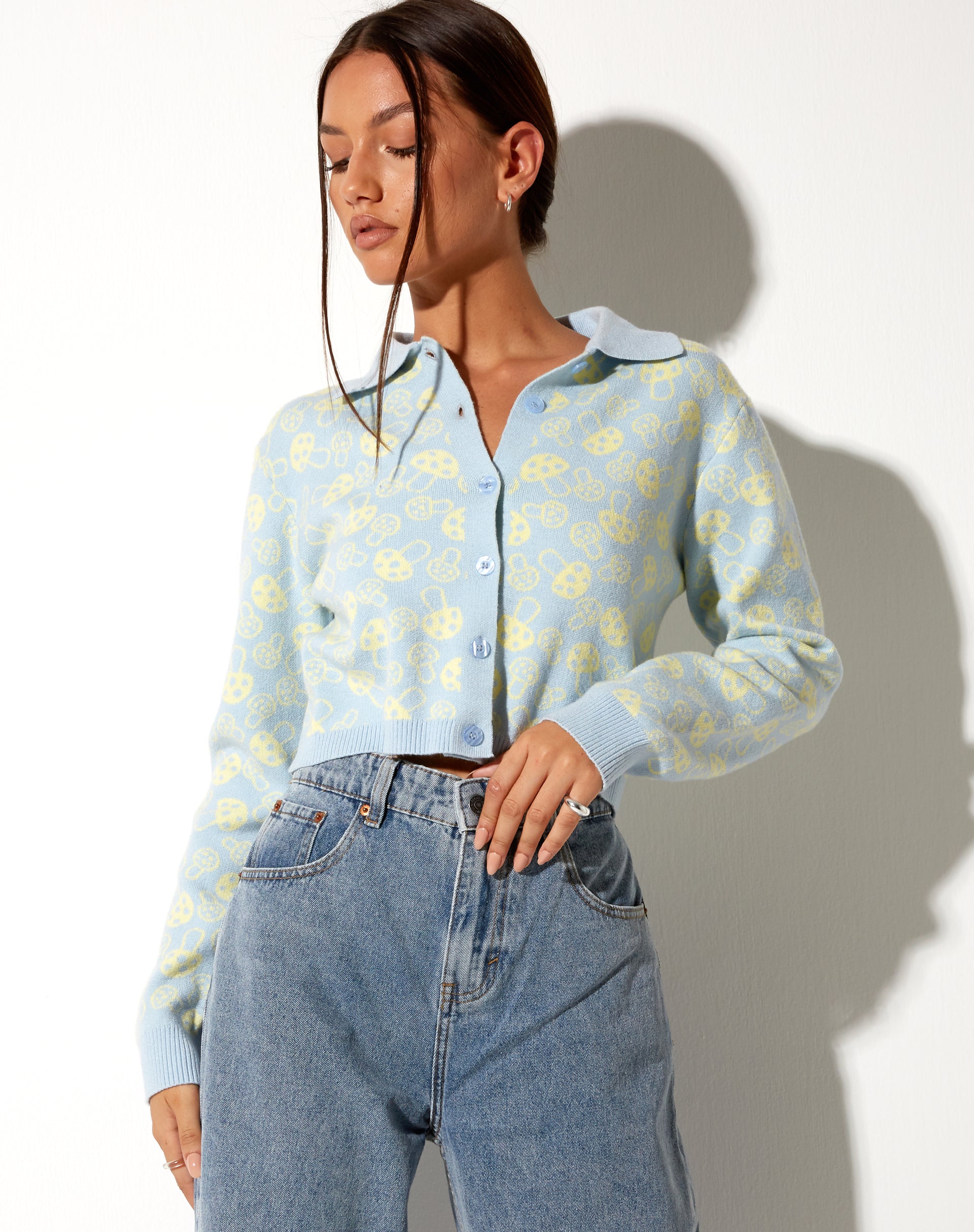 Image of Bufo Strickjacke in Baby Shroom Blau und Gelb