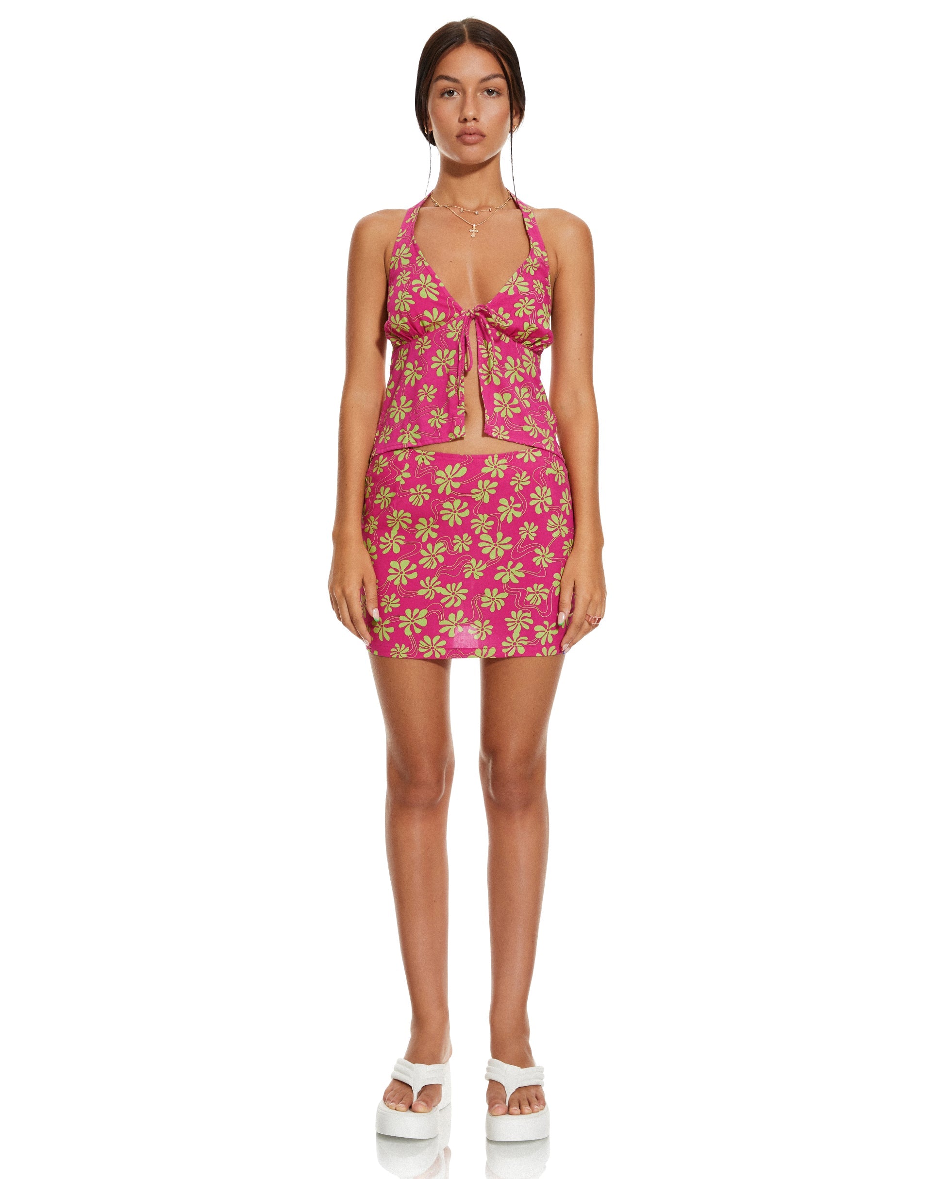 Bild von MOTEL X BARBARA Roula Top in 90s Beachy Floral Hot Pink