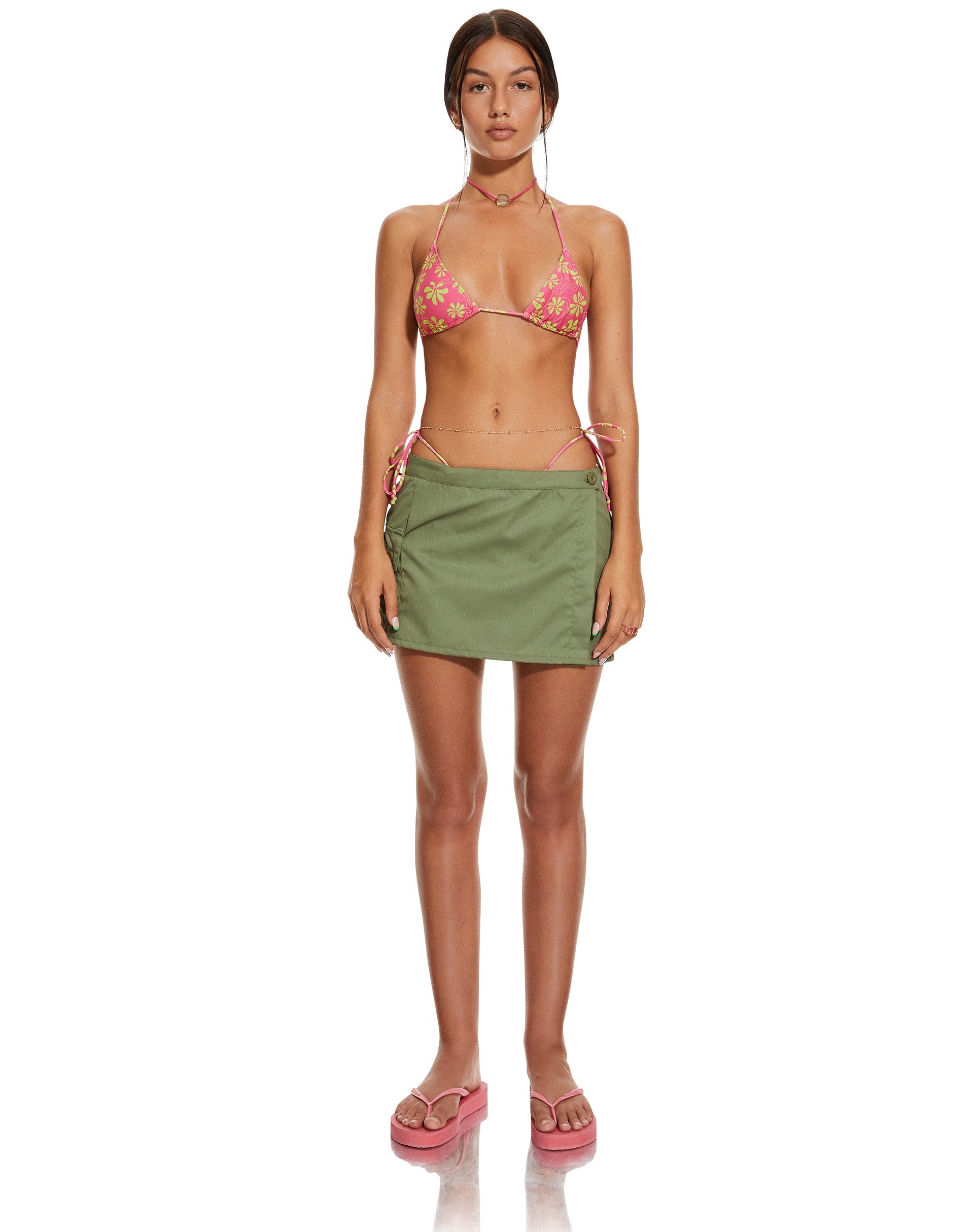 Bild von MOTEL X BARBARA Pami Bikini Top in 90s Beachy Floral Hot Pink