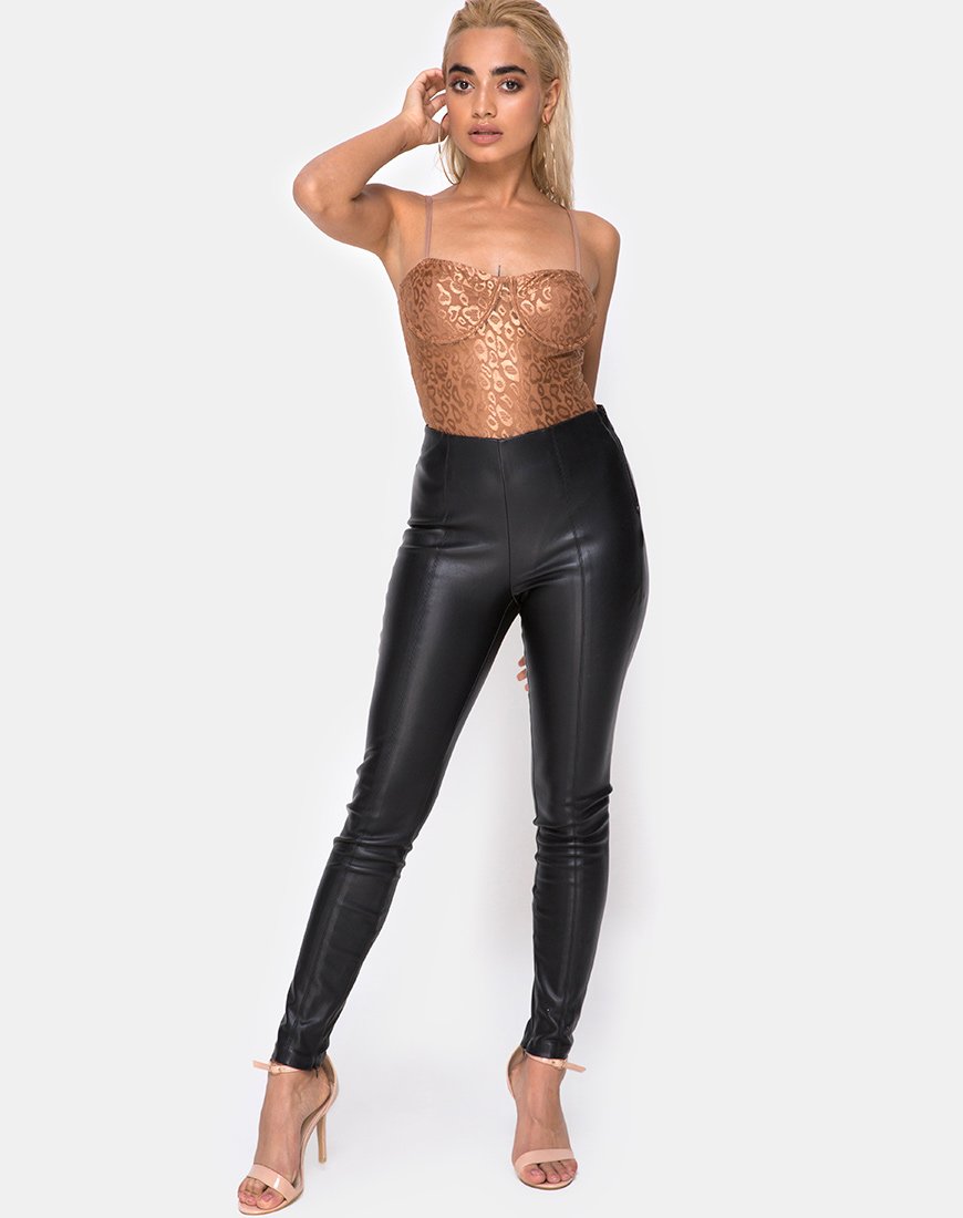 Bild von Calani Mieder in Leopard Sheen Net Caramel