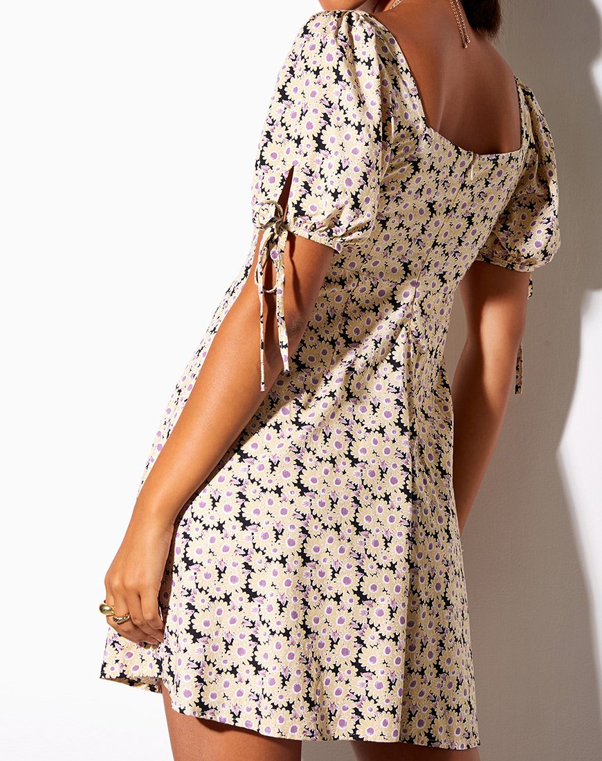 Calia Kleid in Daisy Day Dream Creme