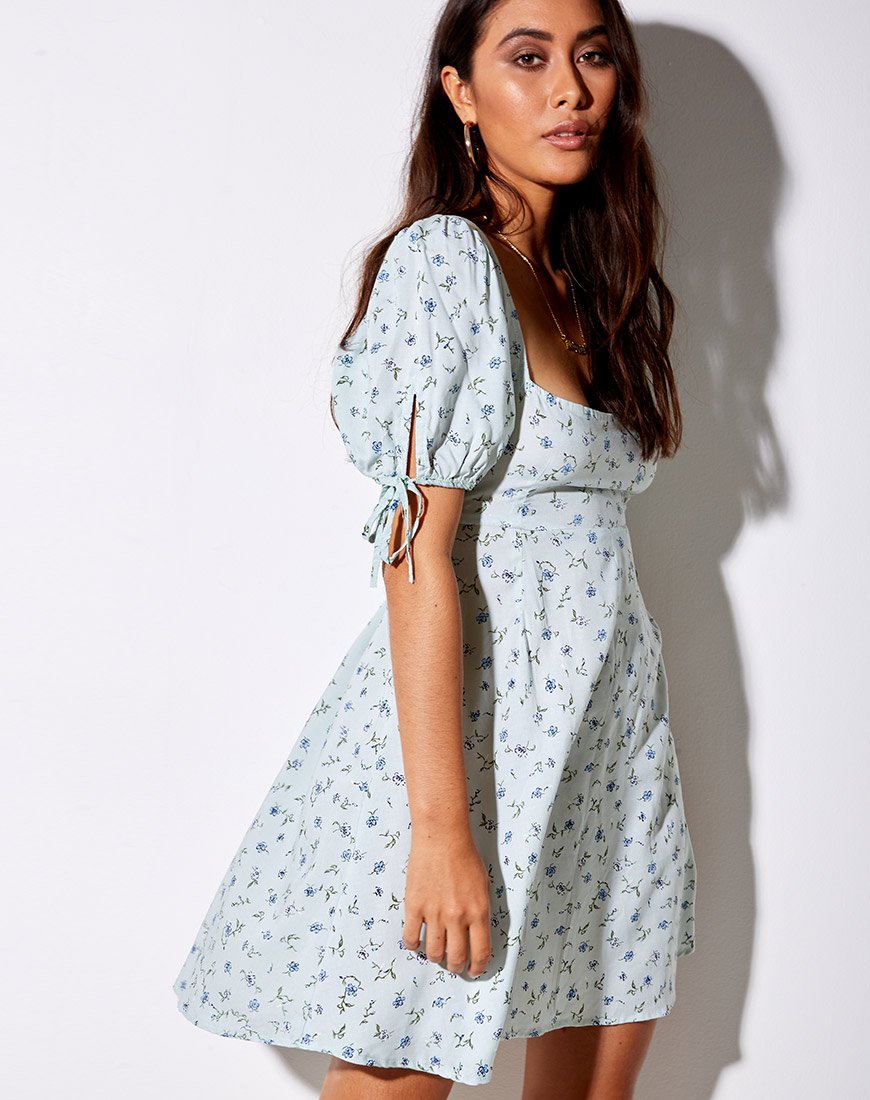 Calia Kleid in hübschem Blütenblattgrün
