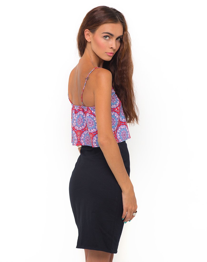 Motel Slip Cami Crop in Mandala Rot