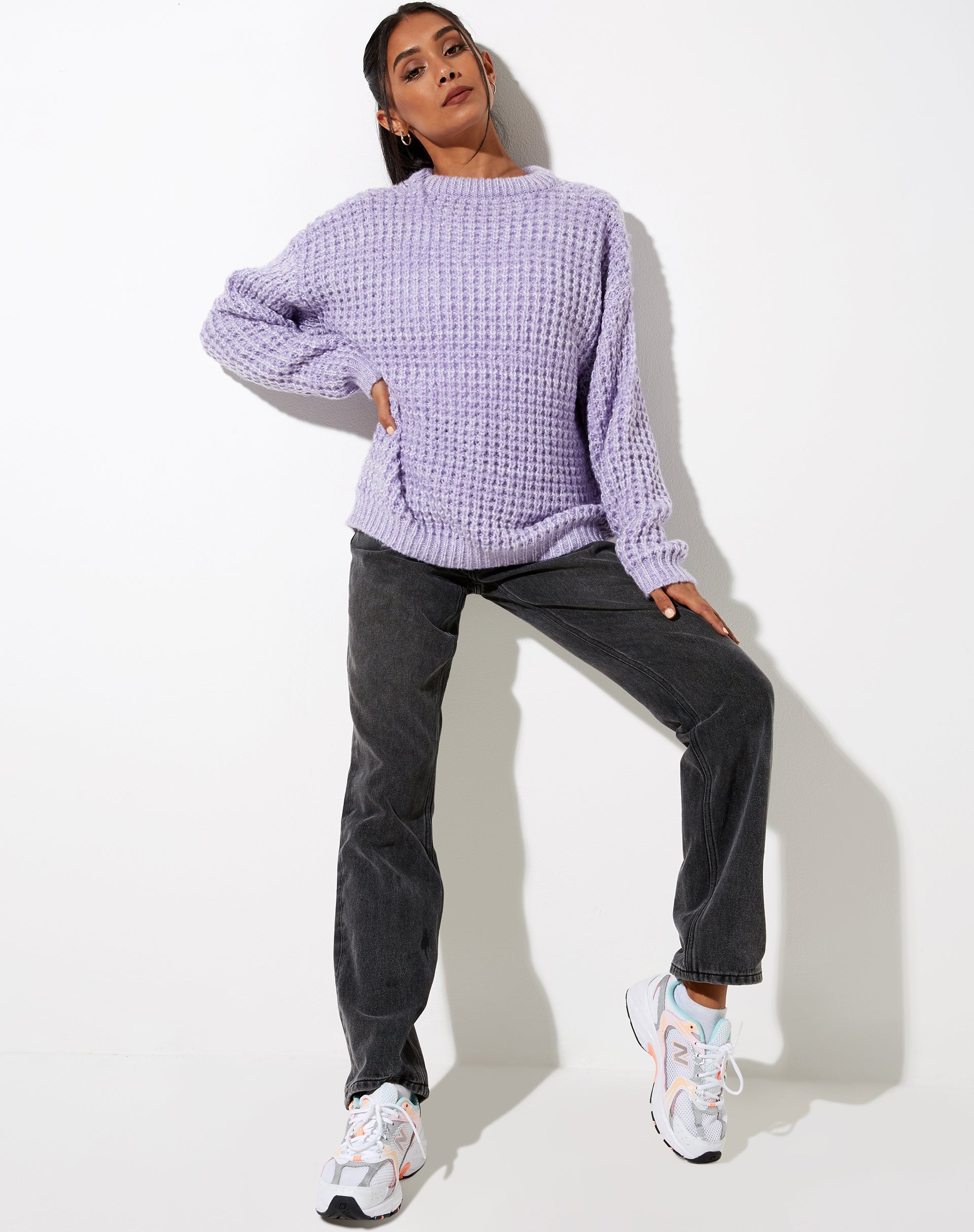 Image of Karibu-Pullover aus Grobstrick in Flieder und Weiß