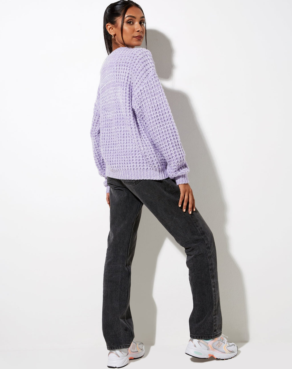 Karibu-Pullover aus Grobstrick in Flieder und Weiß