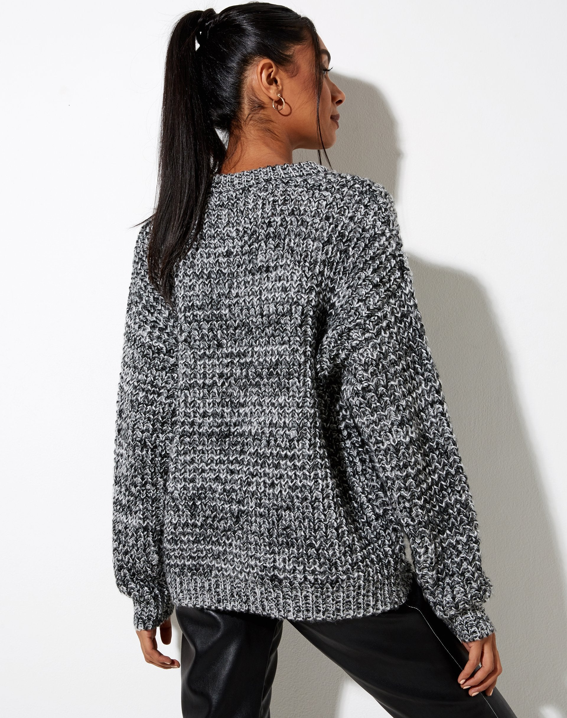 Image of Karibu Pullover aus Grobstrick Schwarz Grau und Weiß