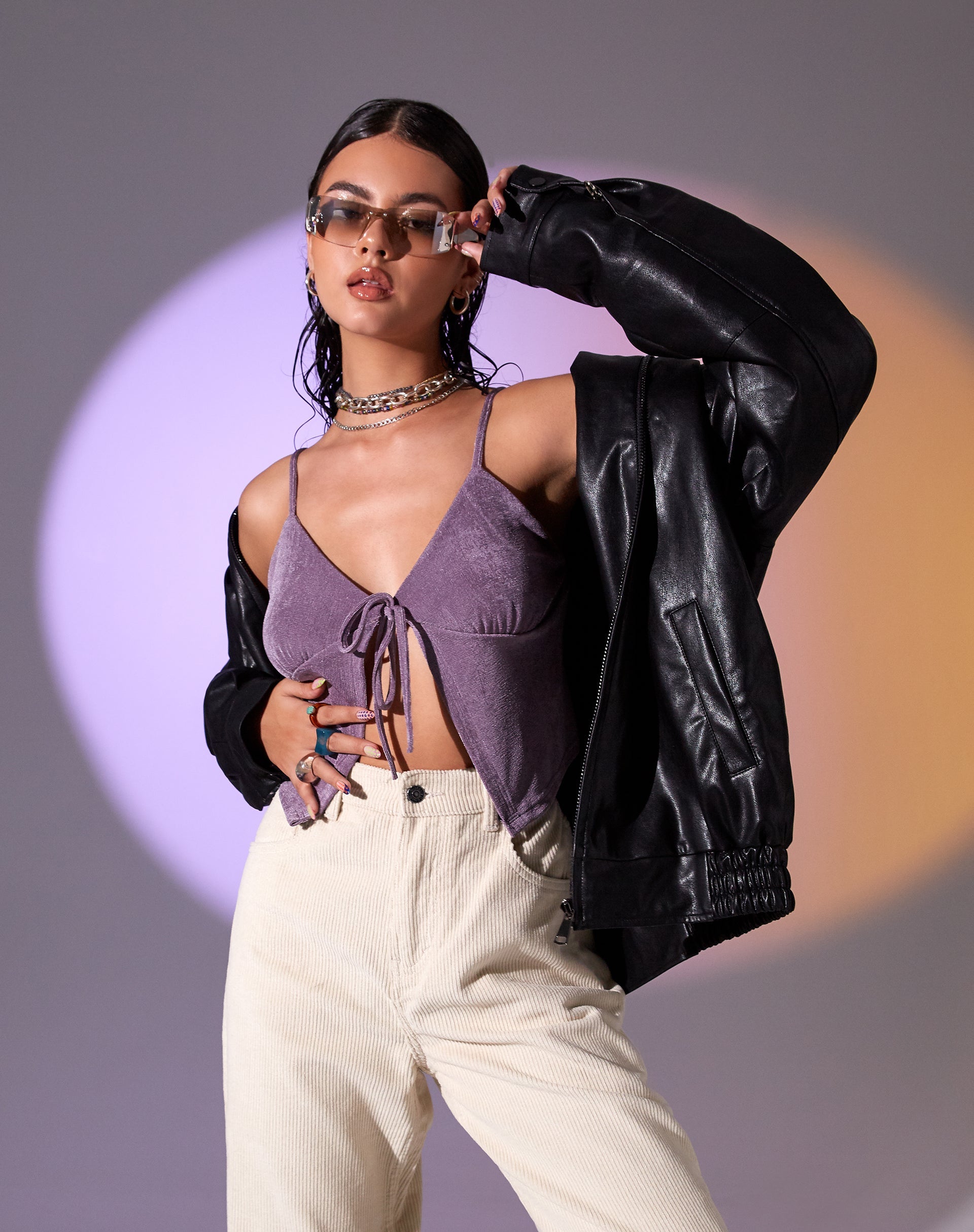 Bild von MOTEL X OLIVIA NEILL Rumak Cami Top aus Krepp Lavendel