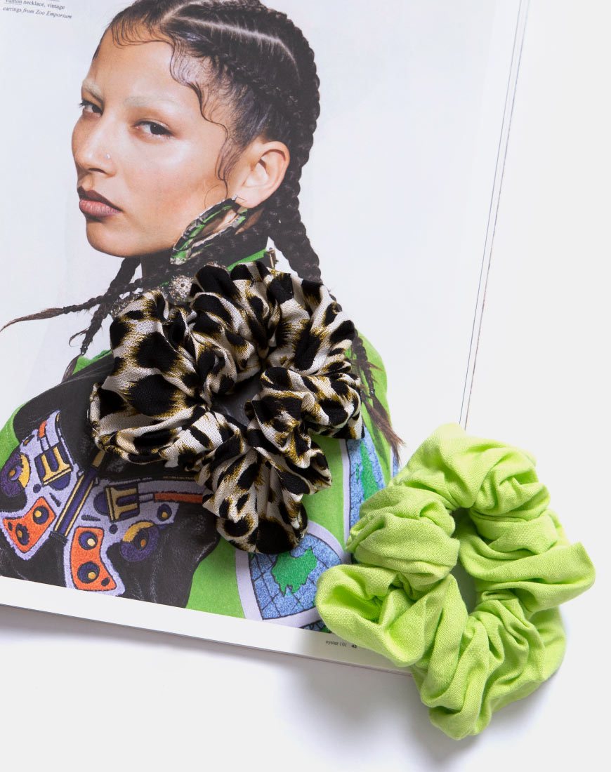 Bild von Scrunchie in Cheetah