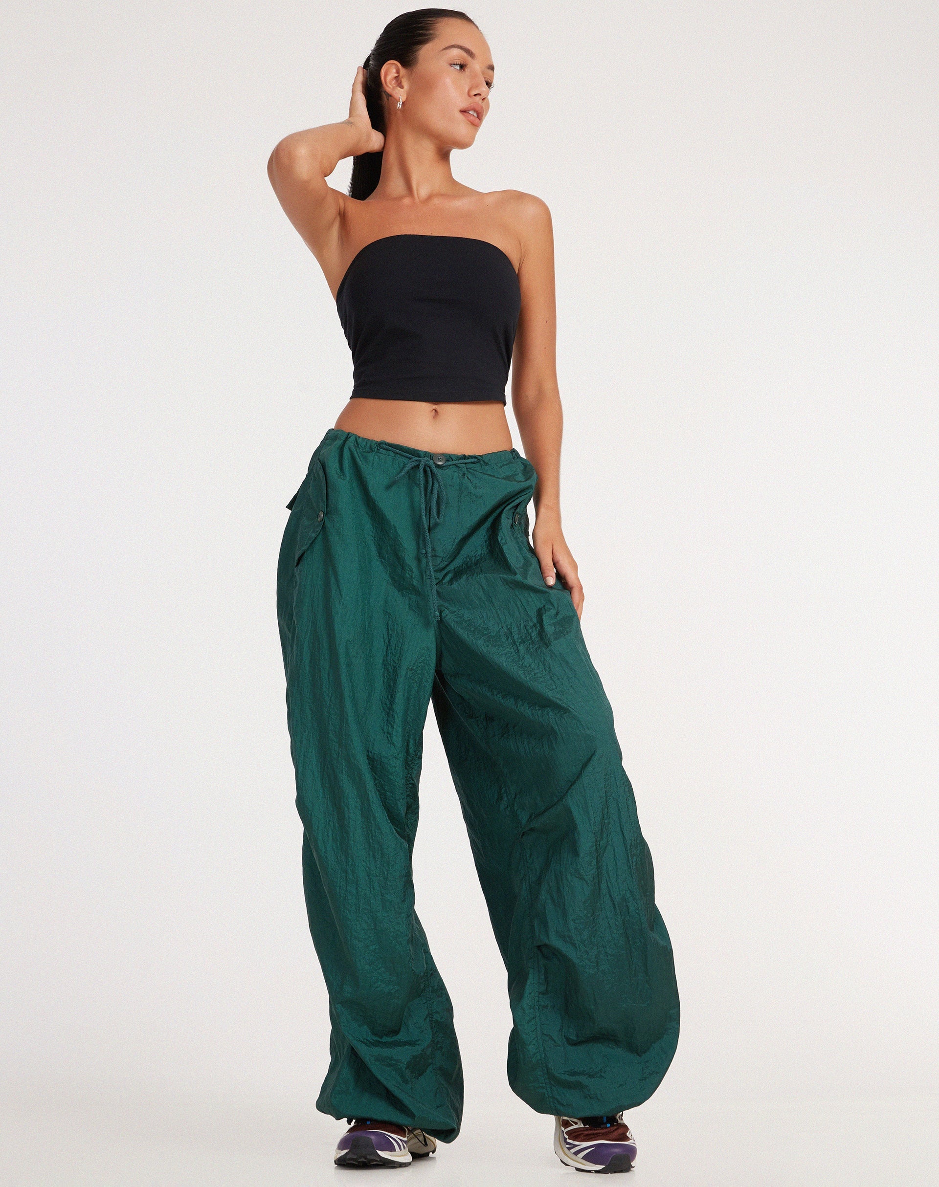 Abbildung der Chute Trouser in Flaschengrün