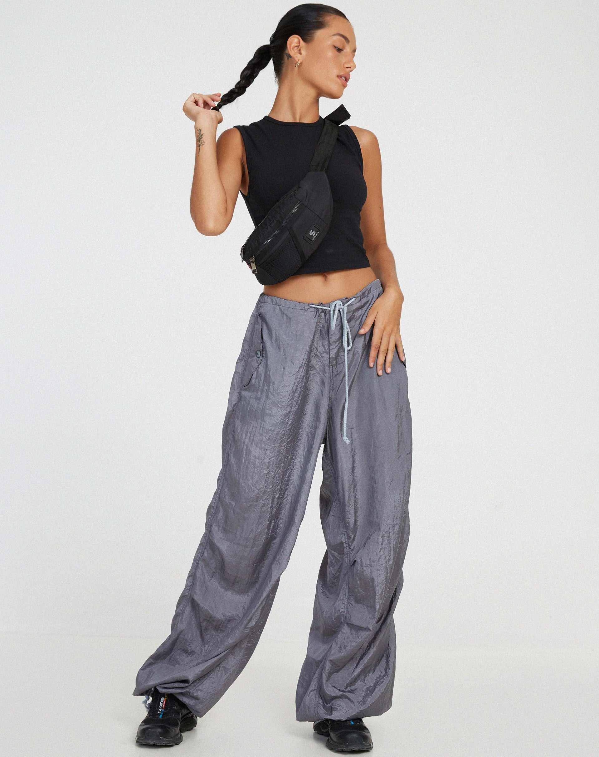 Abbildung der Chute Trouser in Parachute Cool Grey