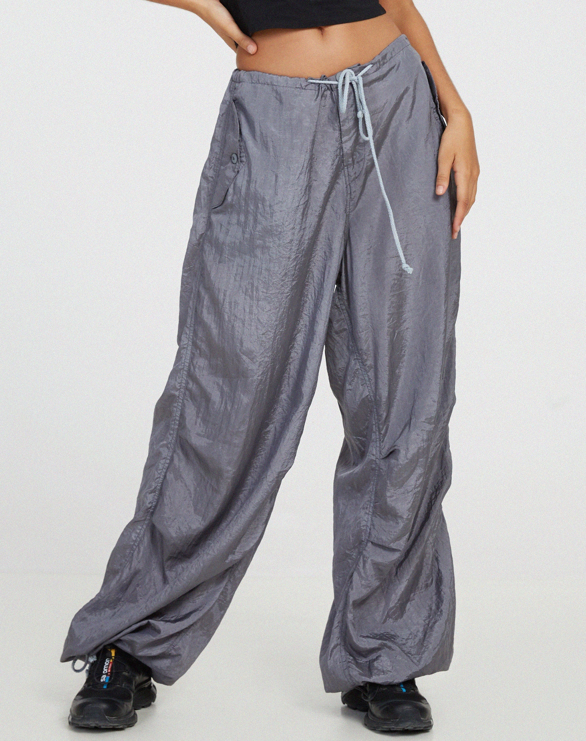 Abbildung der Chute Trouser in Parachute Cool Grey