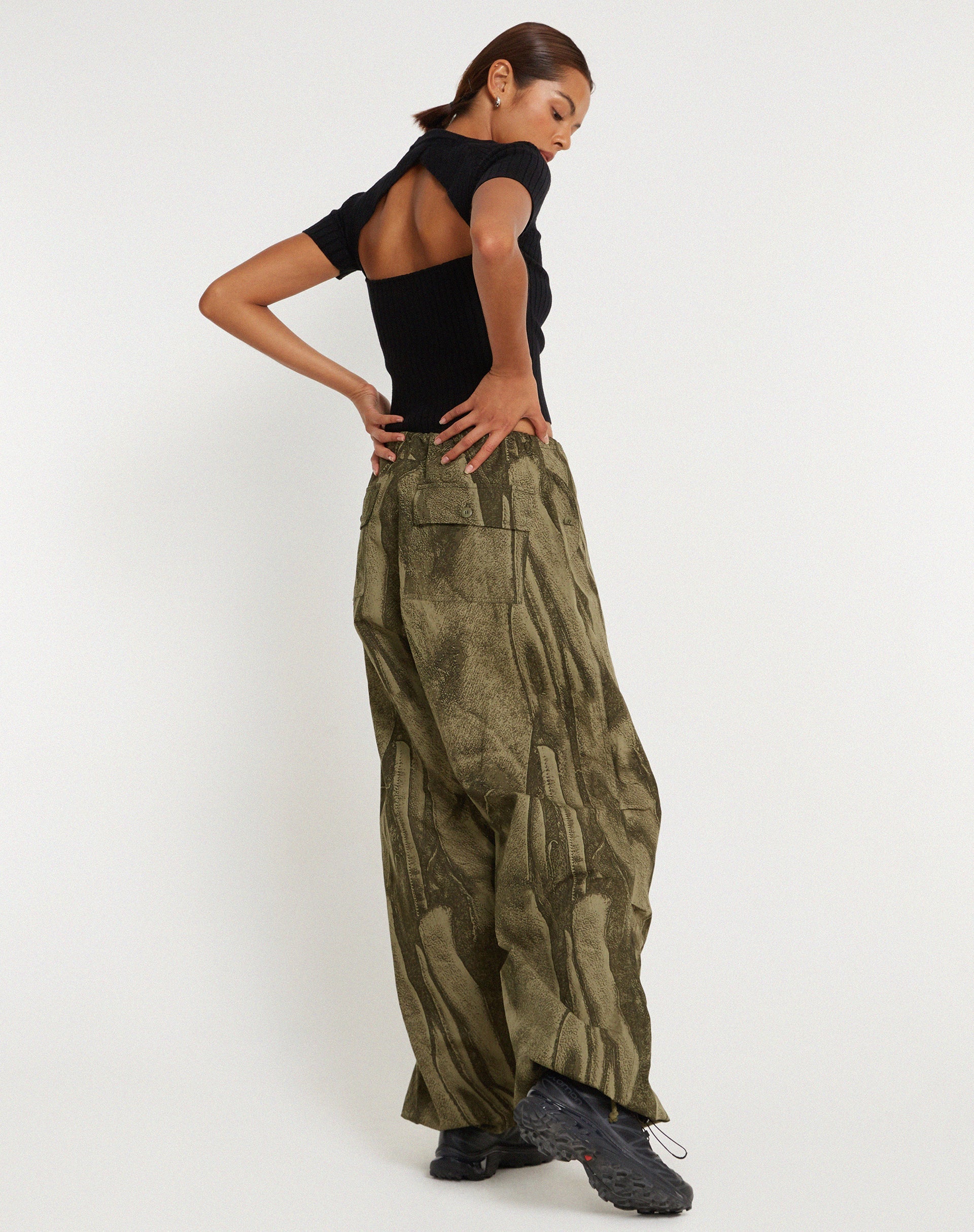 Abbildung der Chute Trouser in Dystopian Crease Khaki