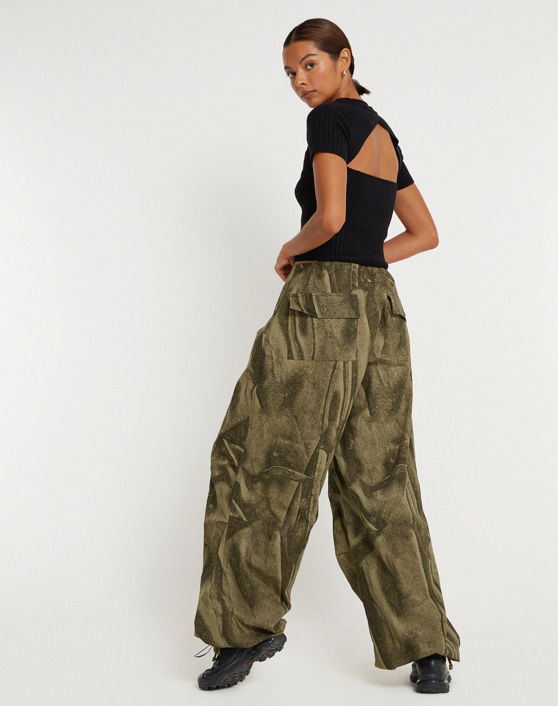 Abbildung der Chute Trouser in Dystopian Crease Khaki