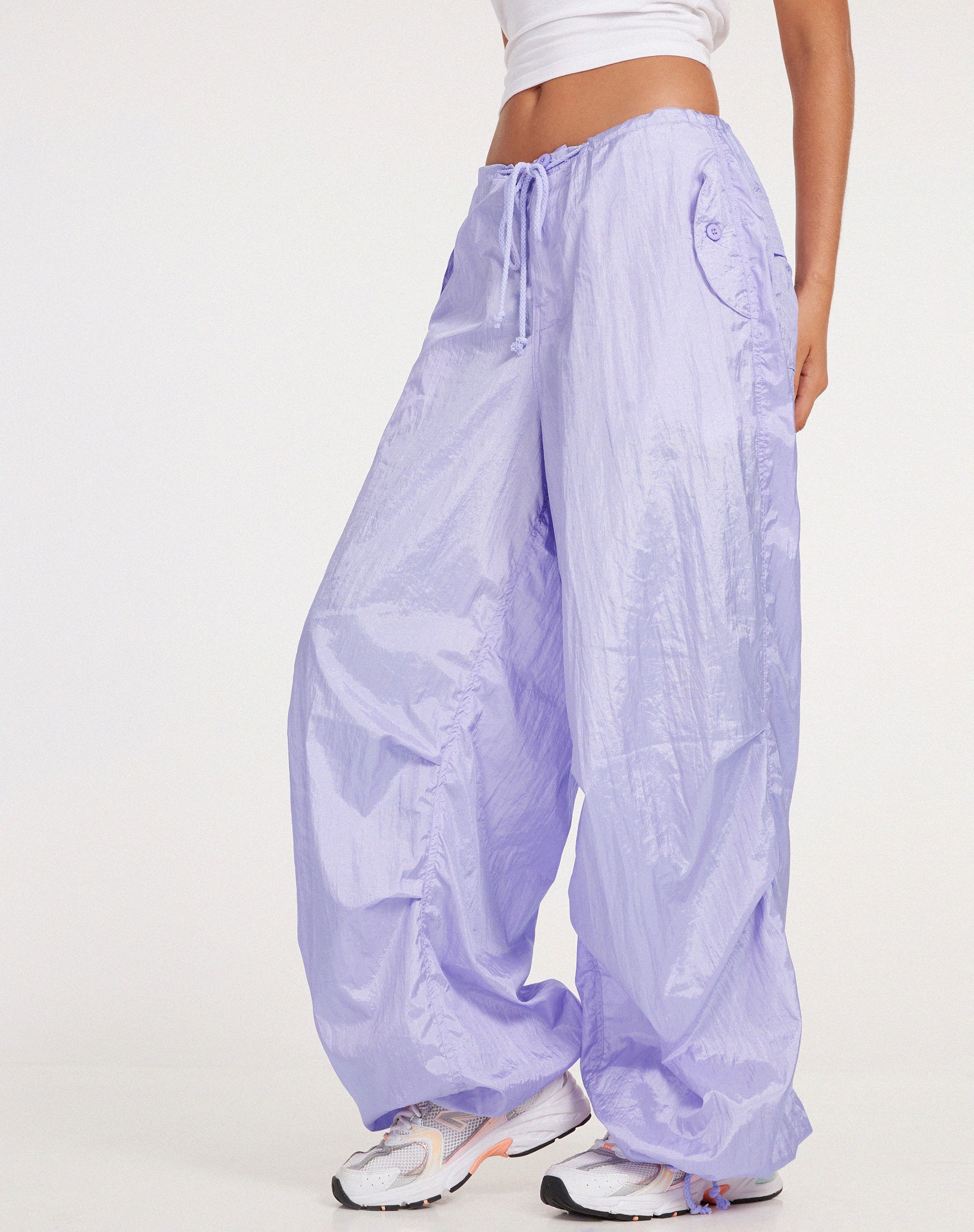 Abbildung der Chute Trouser in Flieder