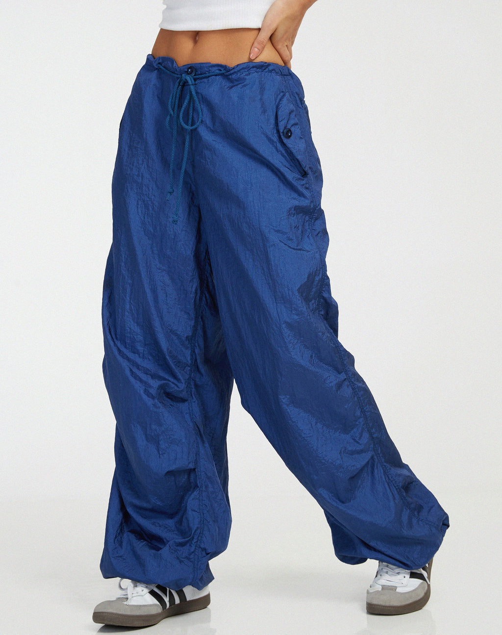 Chute-Hose in Marineblau