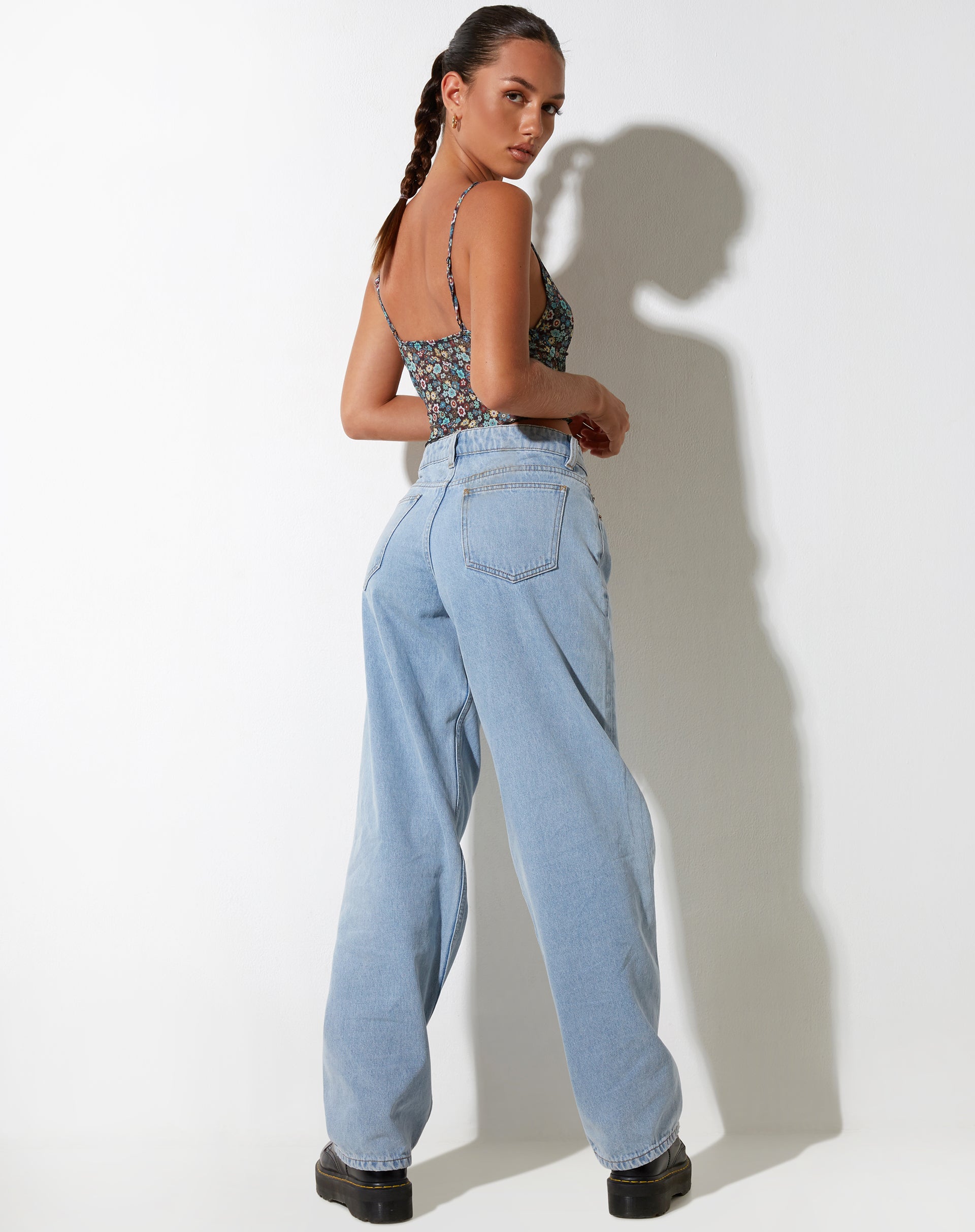 Bild von Conchita Crop Top in Folk Floral