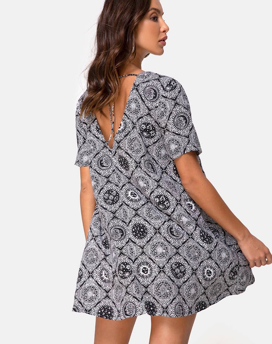 Crosena Kleid in Astrologie Schwarz