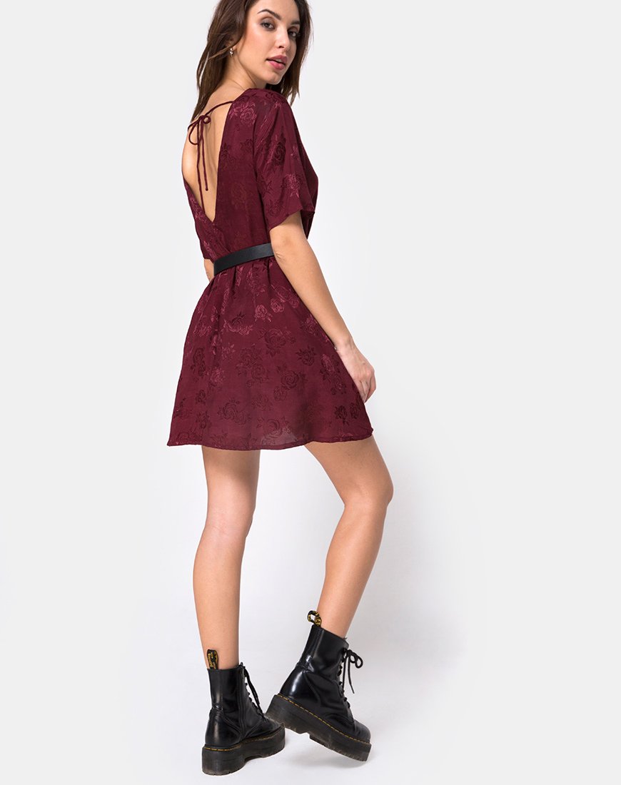 Bild von Crosena Swing Kleid in Satin Burgundy Rose