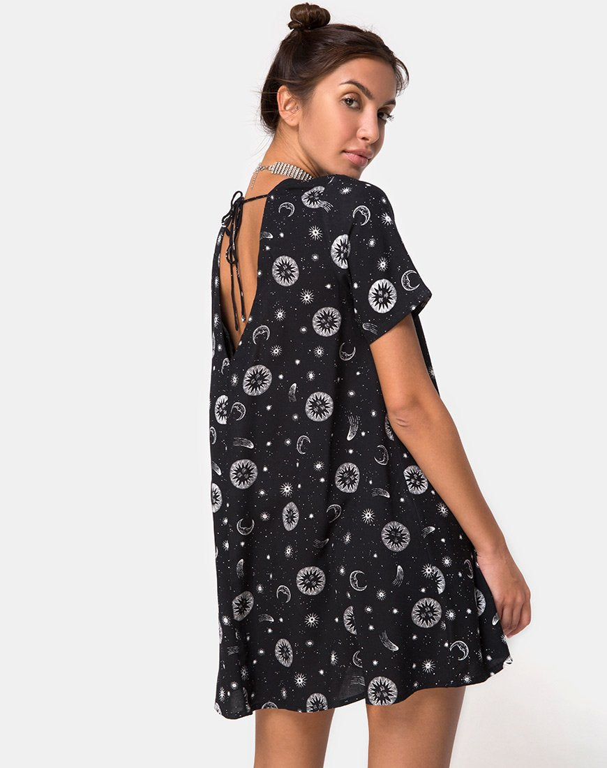 Bild von Crosena Swing Dress in Small Celestial Black X Princess Polly