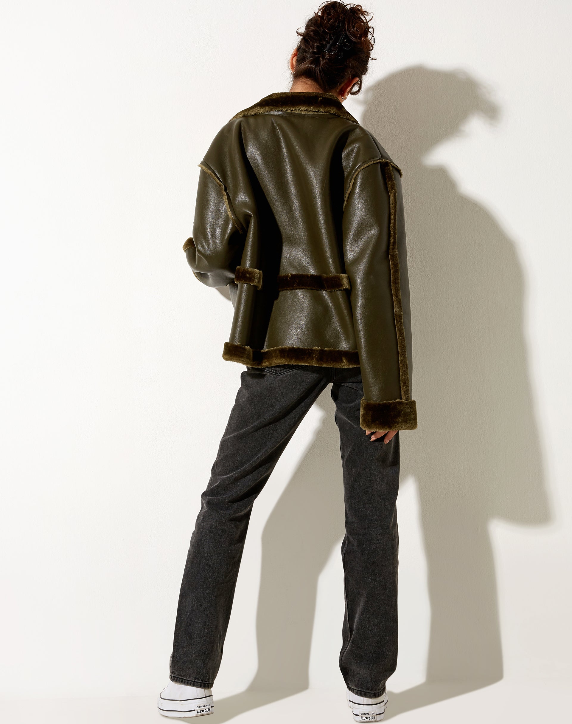 Image of Dagna Jacke in PU Dunkel-Olive